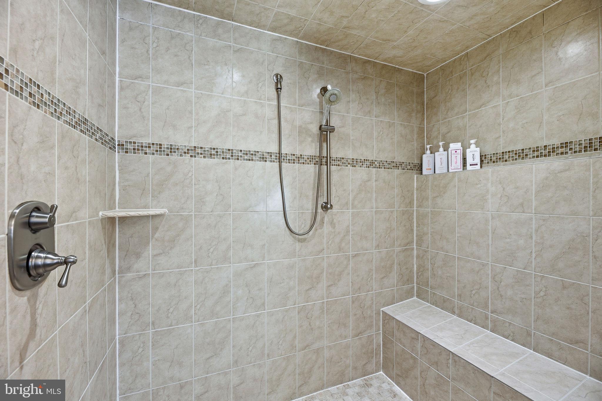 ESTATES AT JOY CHAPEL - Residential