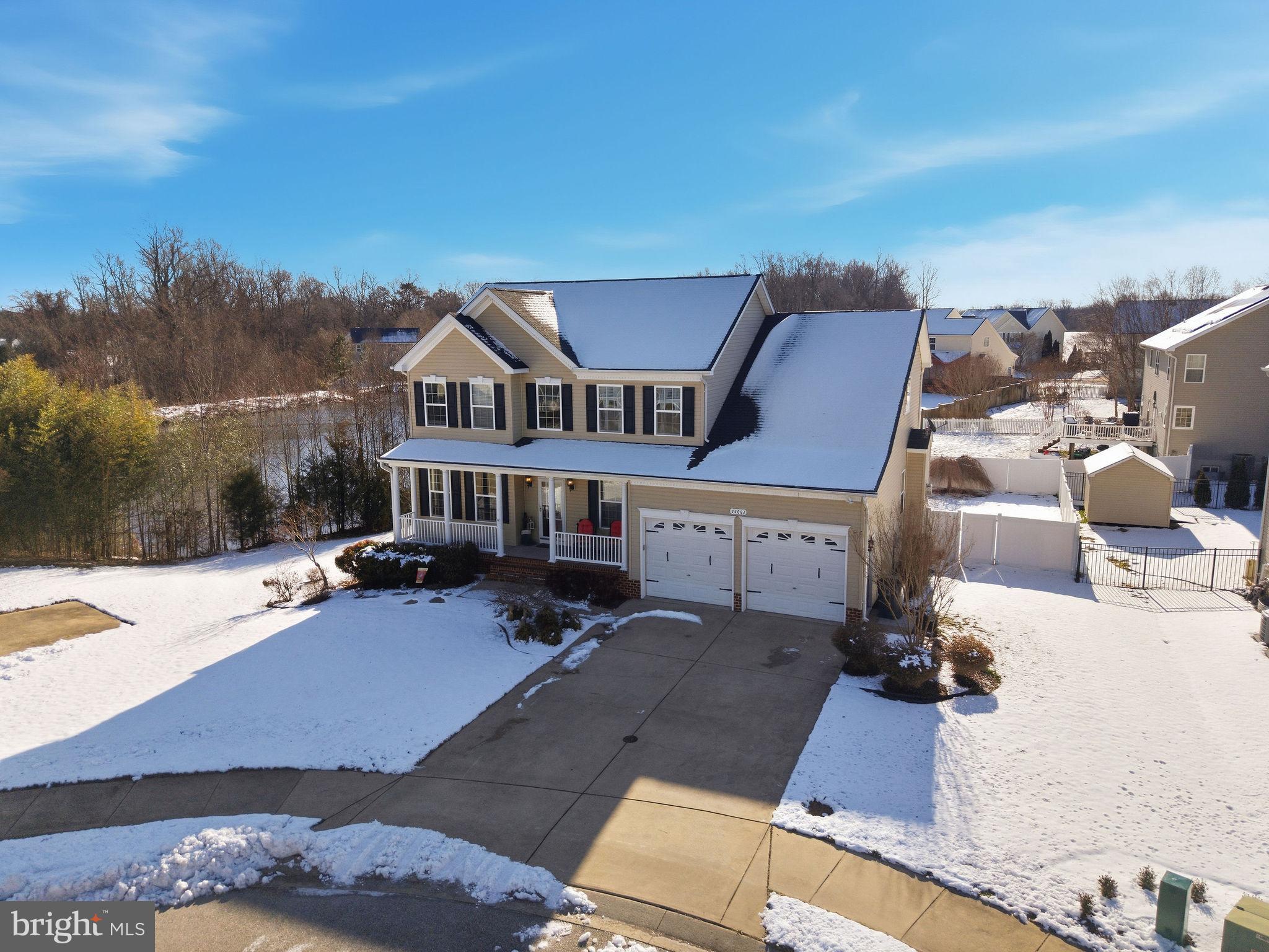 ESTATES AT JOY CHAPEL - Residential