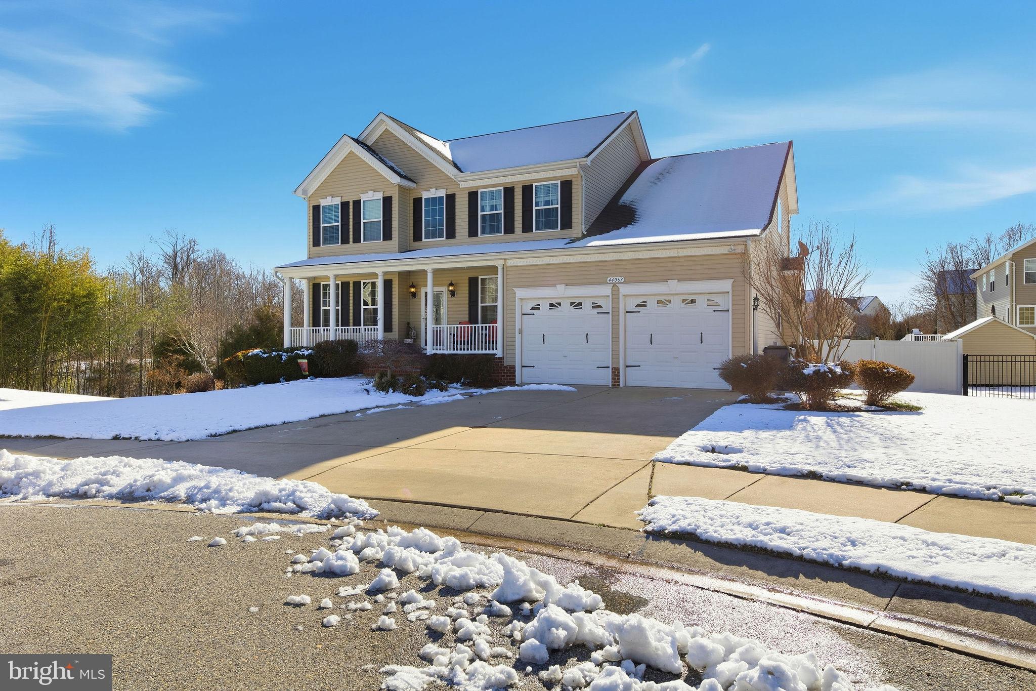 ESTATES AT JOY CHAPEL - Residential