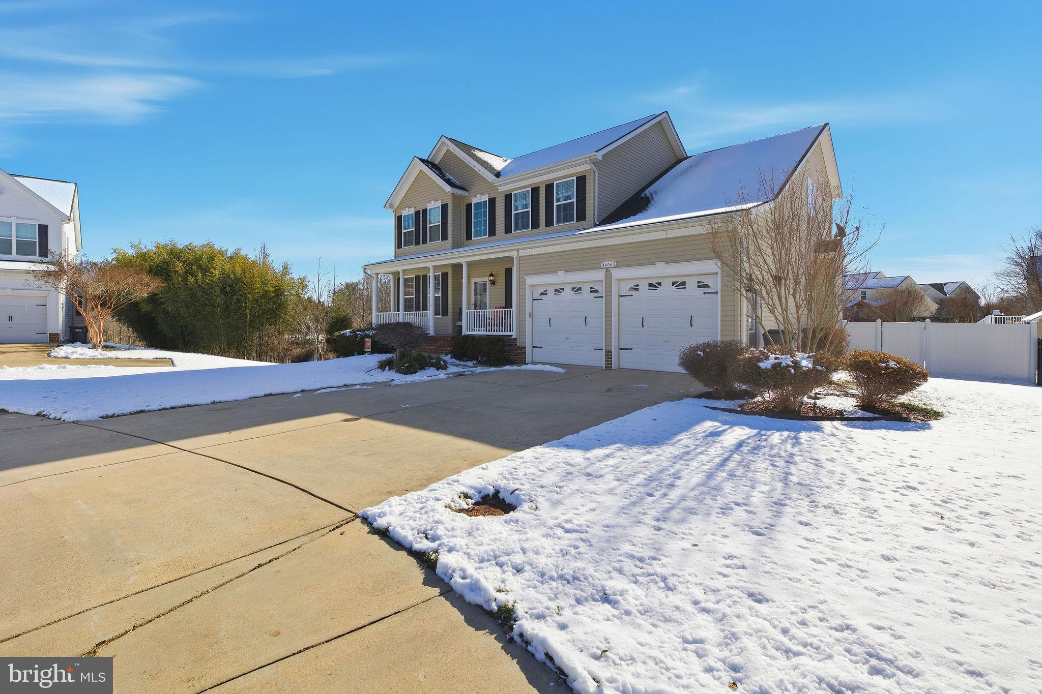 ESTATES AT JOY CHAPEL - Residential