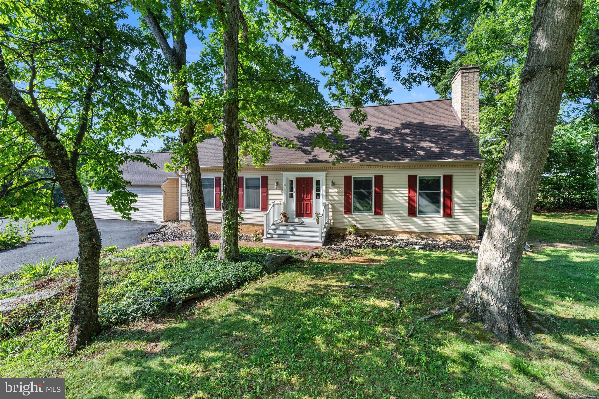 921 FISHPAW ROAD
