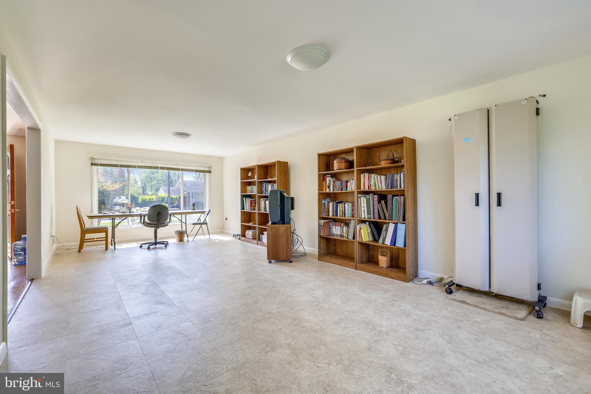 HILLANDALE HEIGHTS - Residential