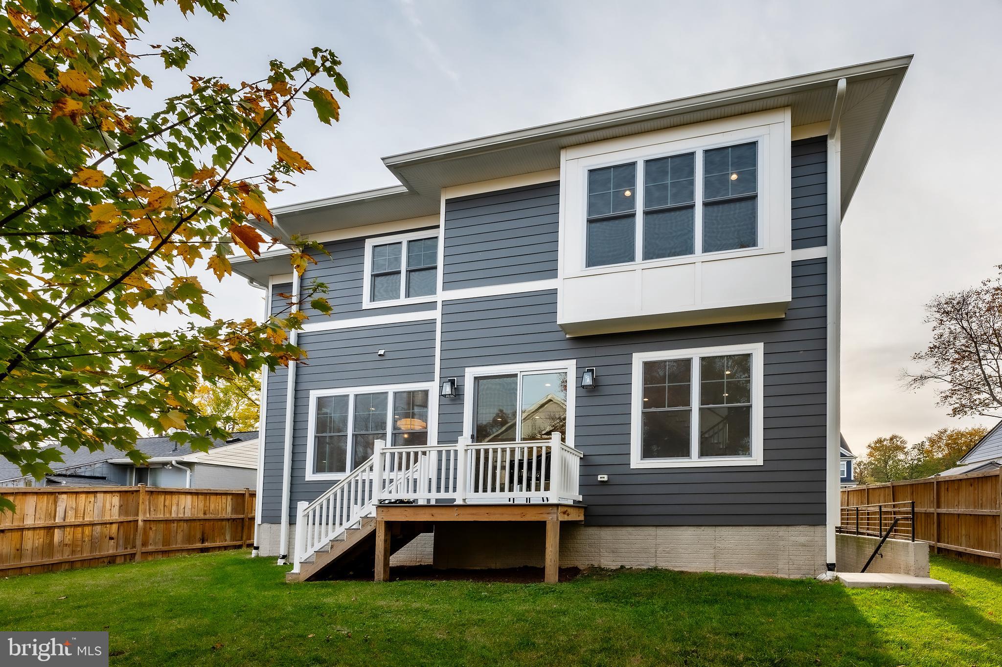 YORKTOWN - Residential