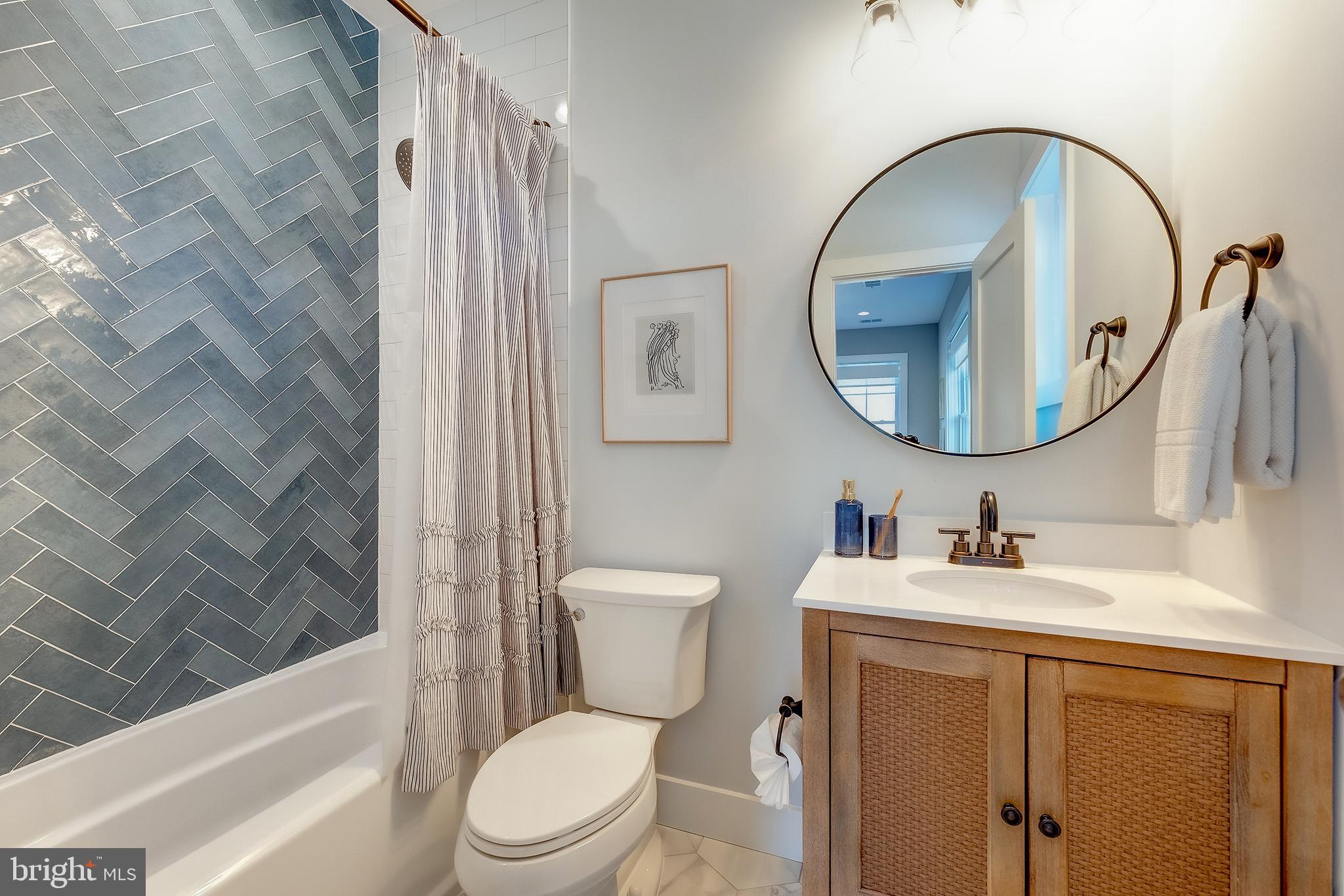 YORKTOWN - Residential