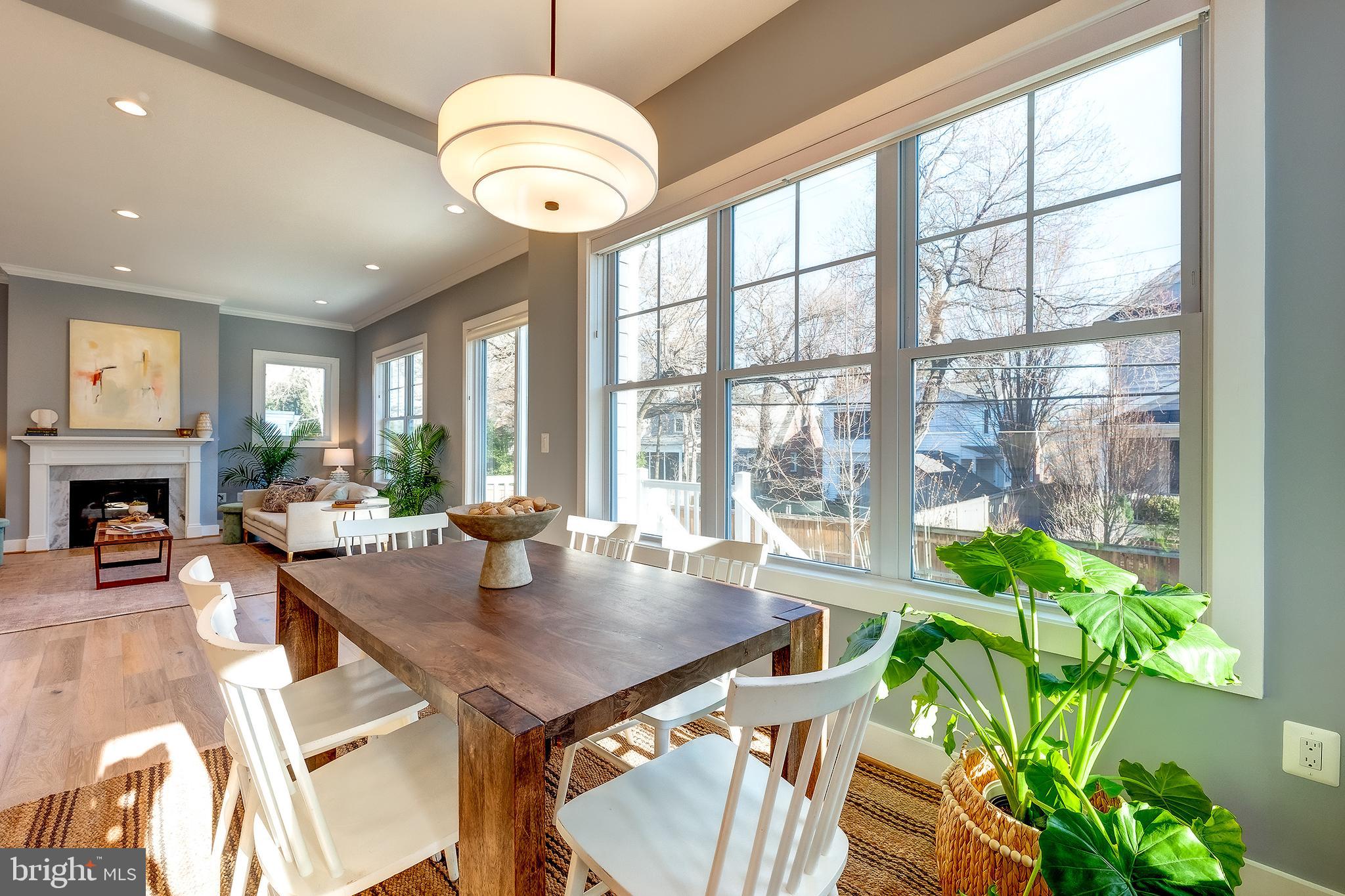 YORKTOWN - Residential