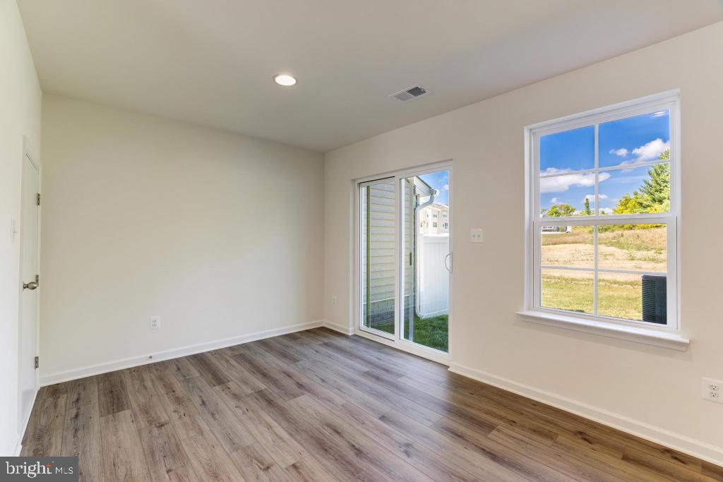 TOWNES AT TATE MANOR - Residential Lease