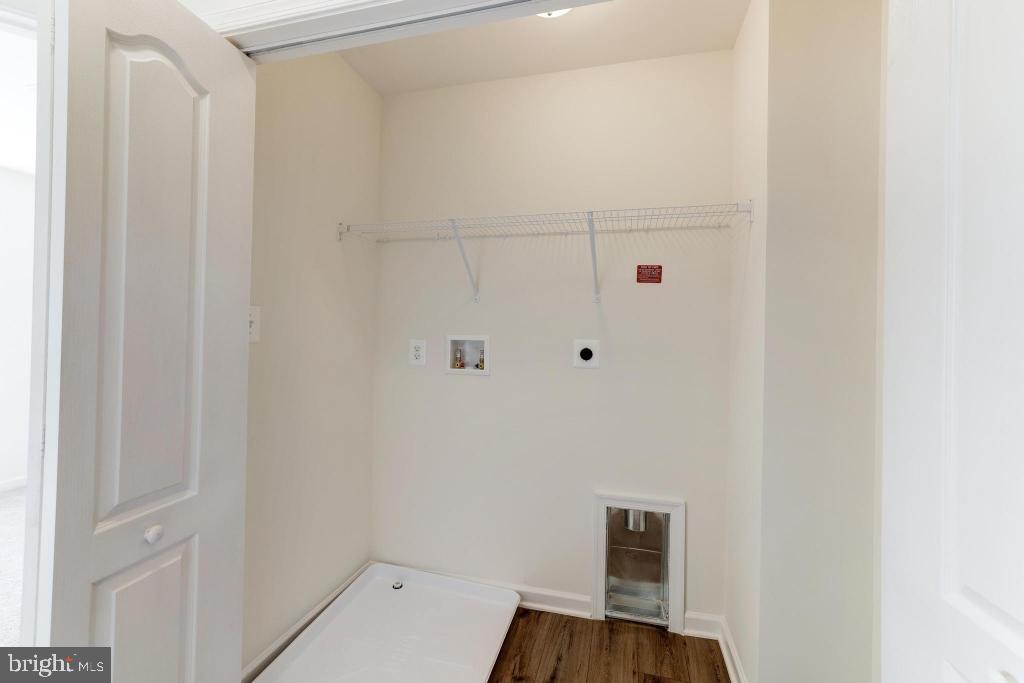 TOWNES AT TATE MANOR - Residential Lease