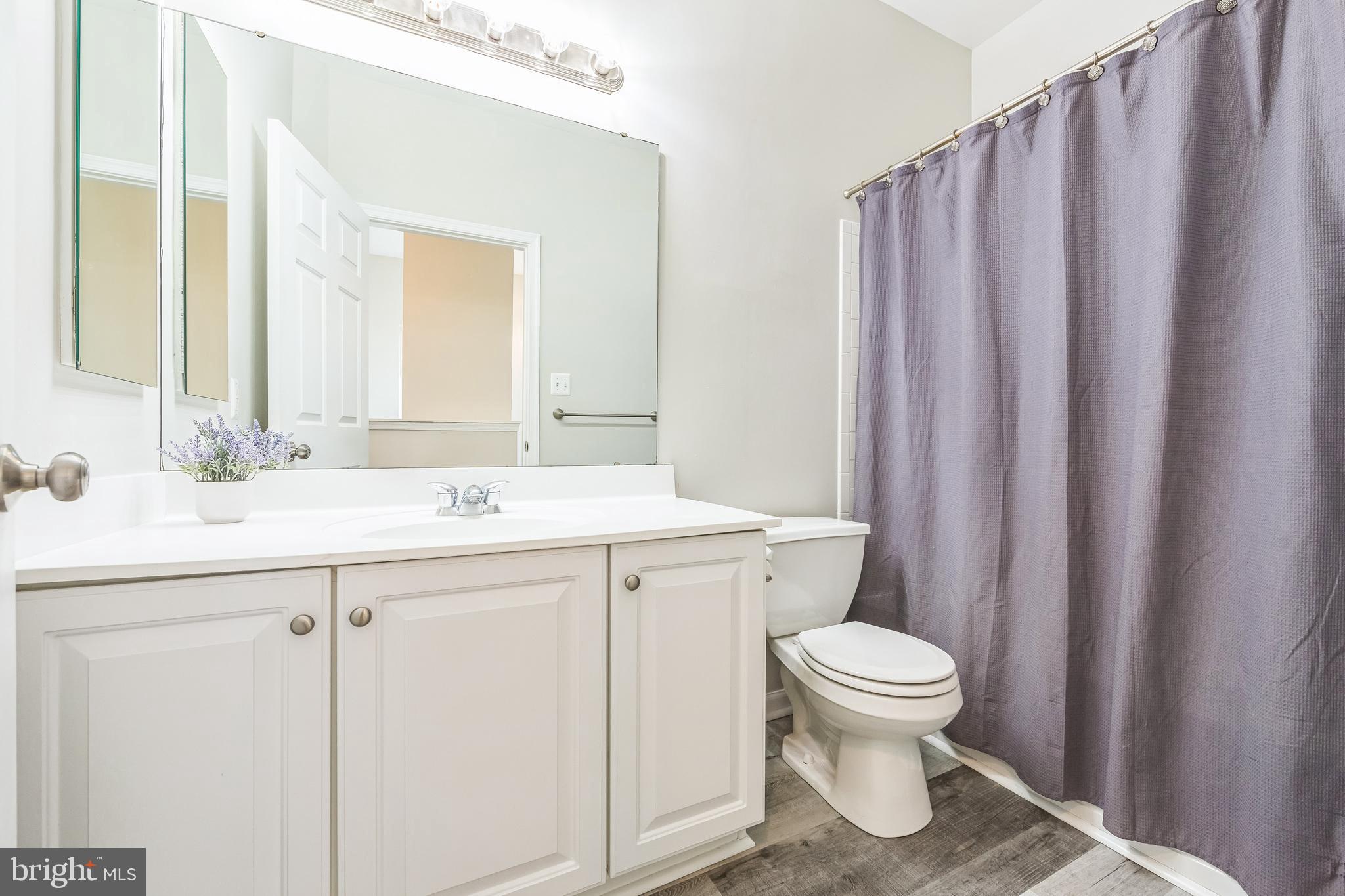 NORTHRIDGE VILLAGE - Residential