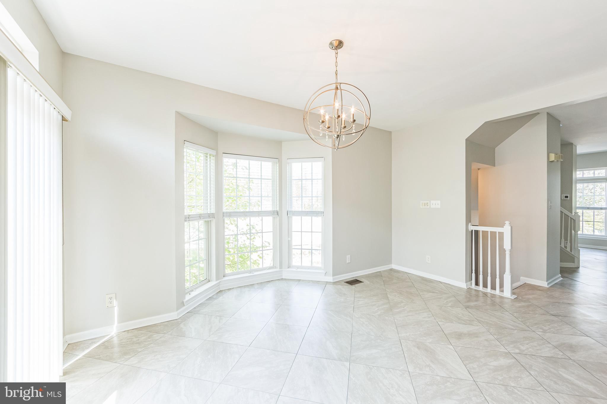 NORTHRIDGE VILLAGE - Residential