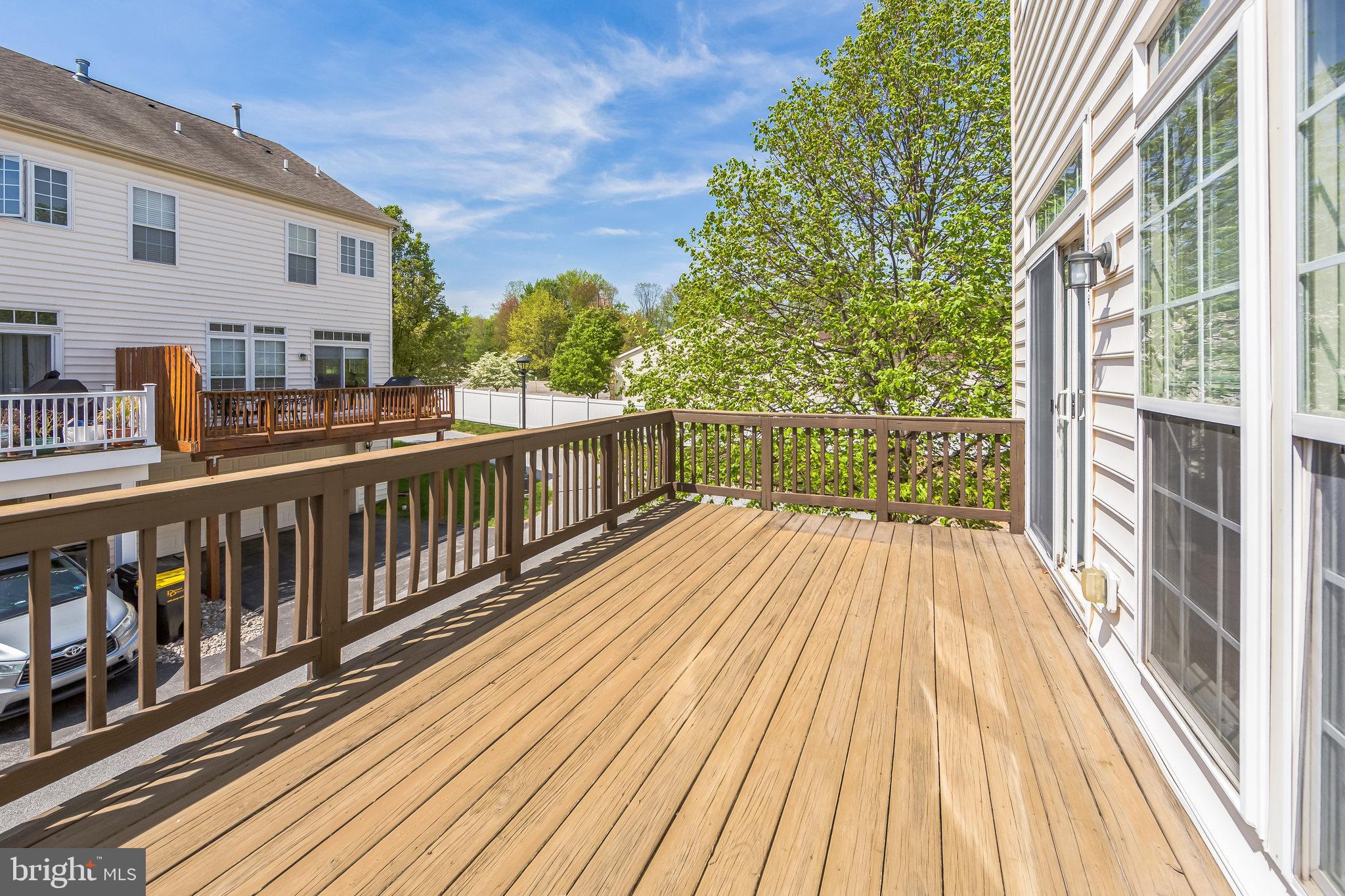 NORTHRIDGE VILLAGE - Residential