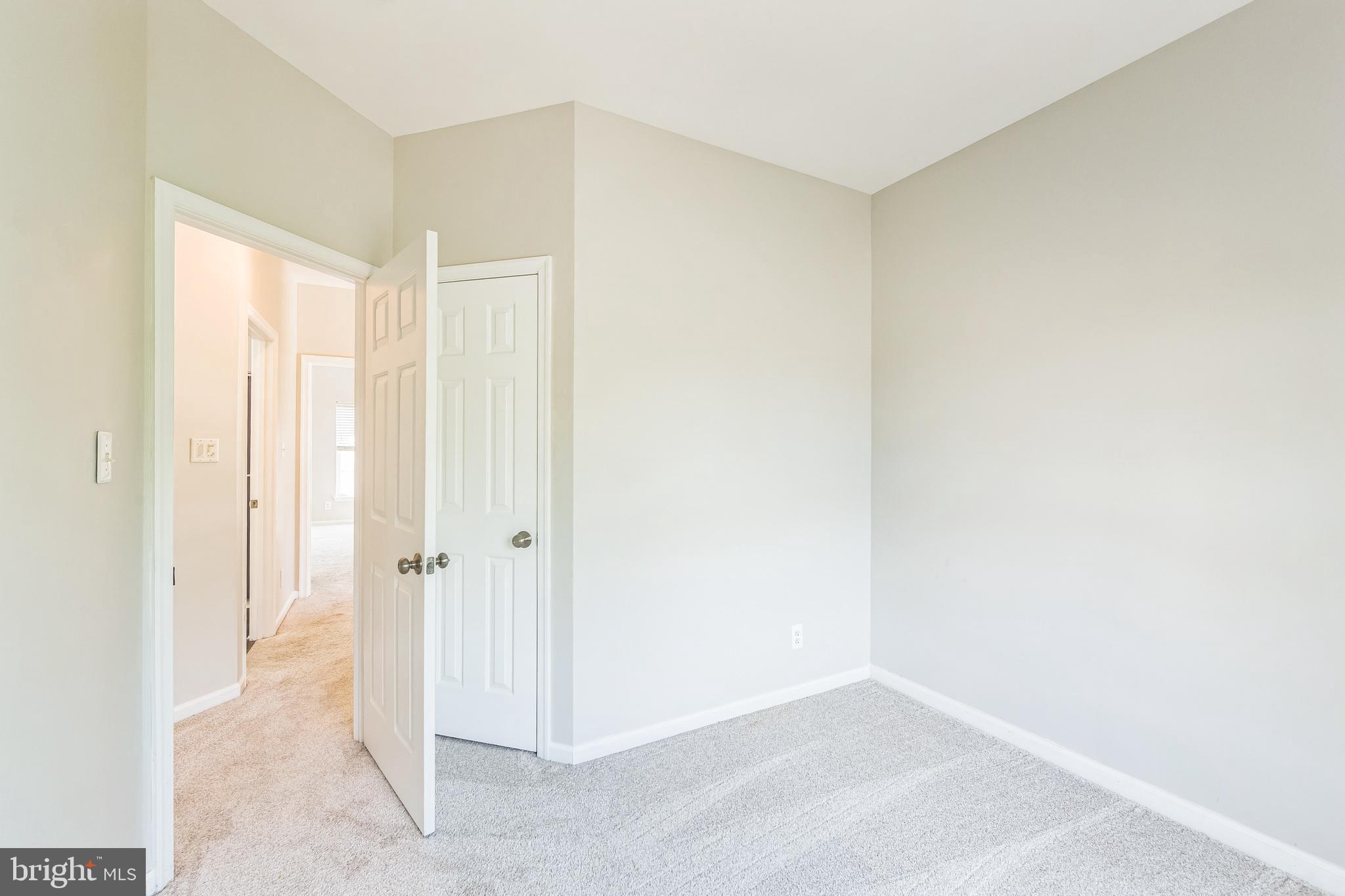 NORTHRIDGE VILLAGE - Residential