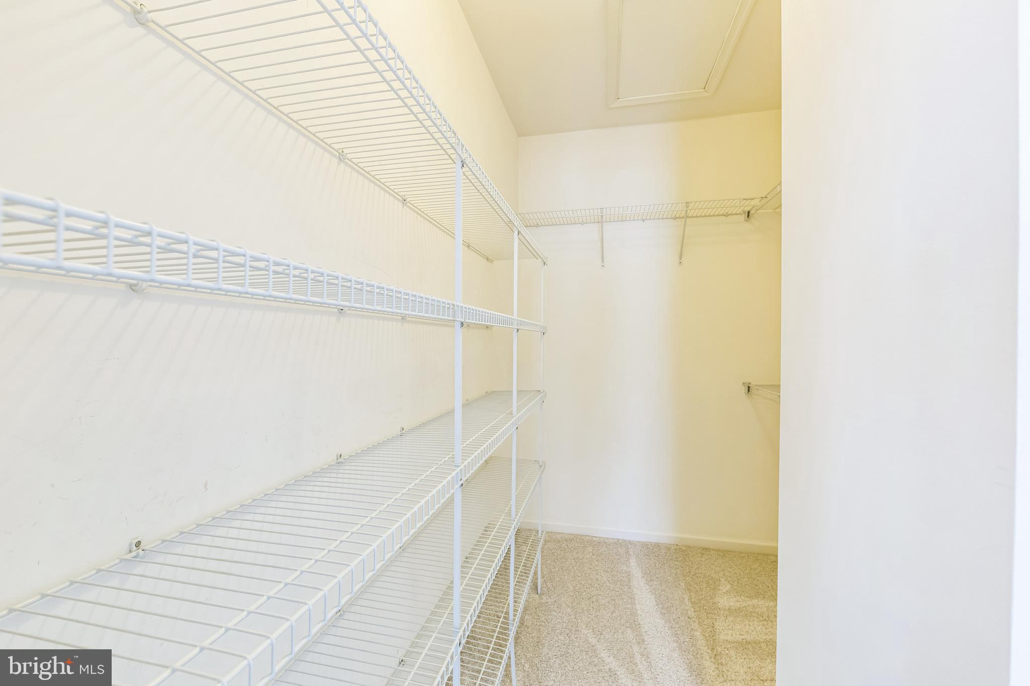 NORTHRIDGE VILLAGE - Residential