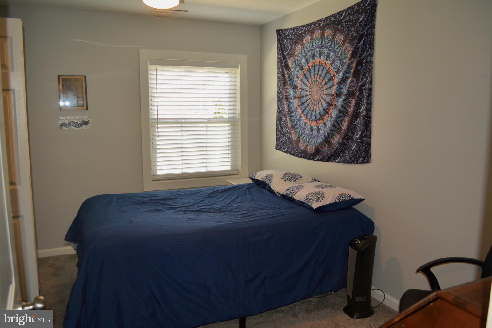 WHISKEY BOTTOM - Residential