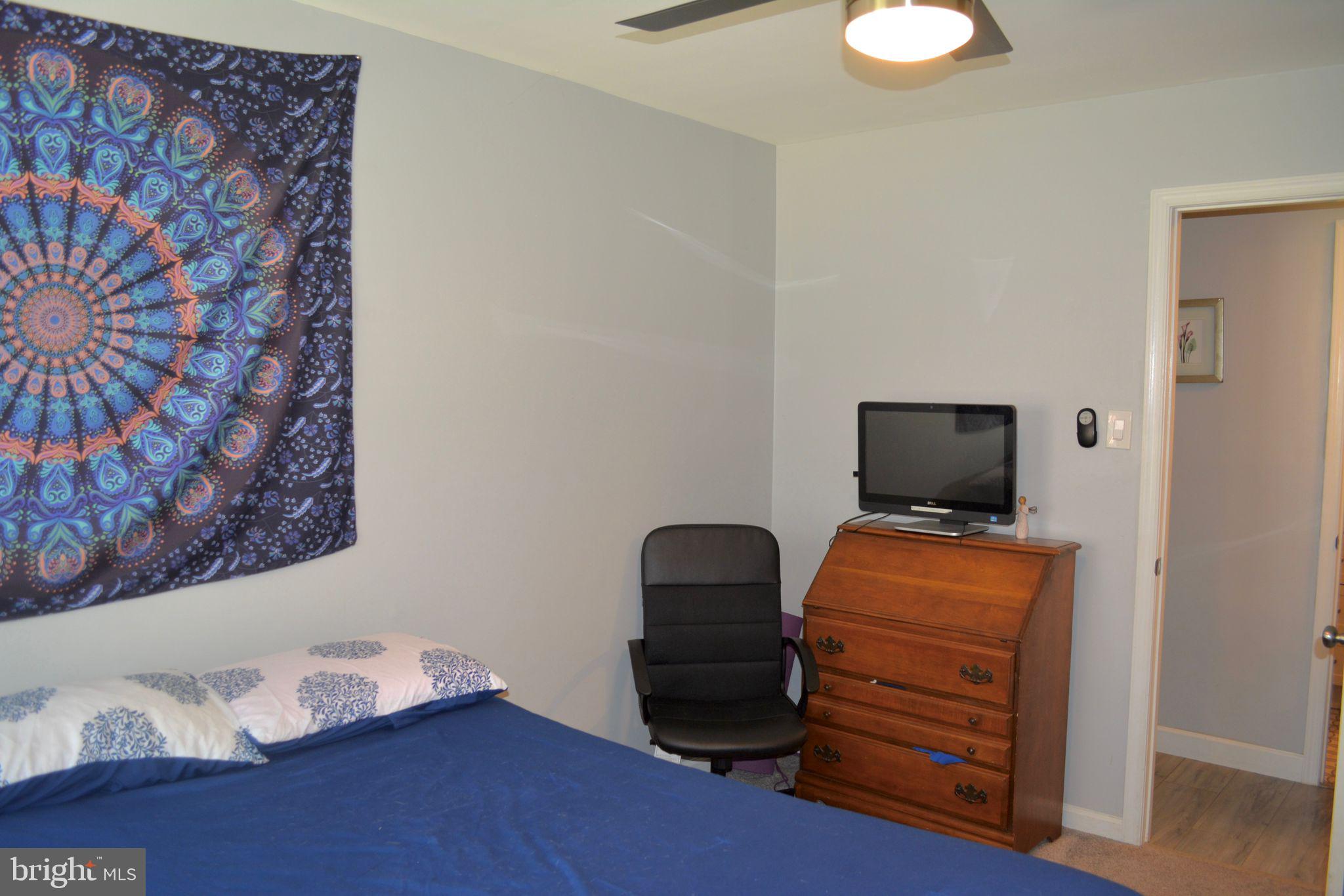 WHISKEY BOTTOM - Residential