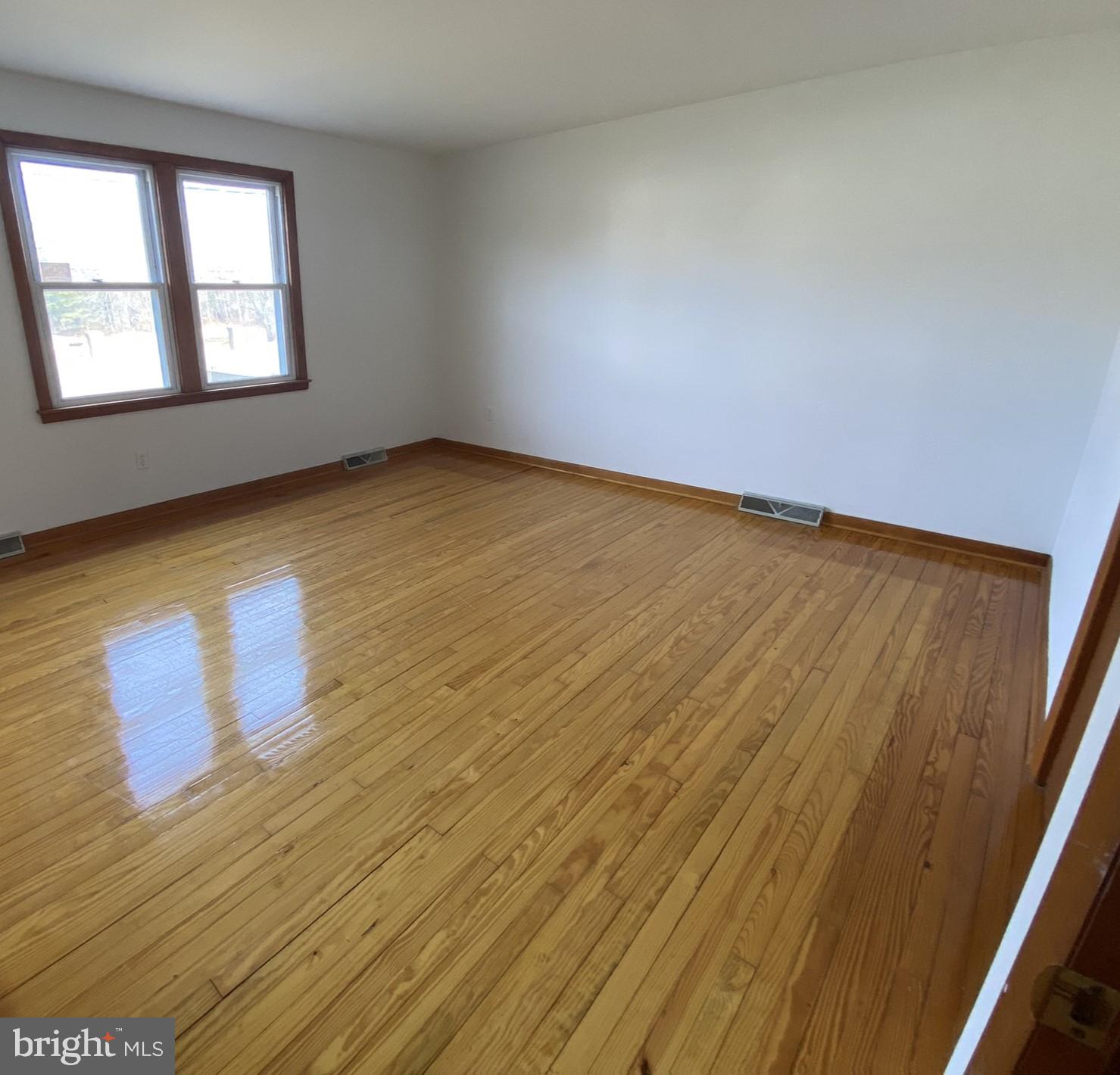 ANDORICK ACRES - Residential Lease