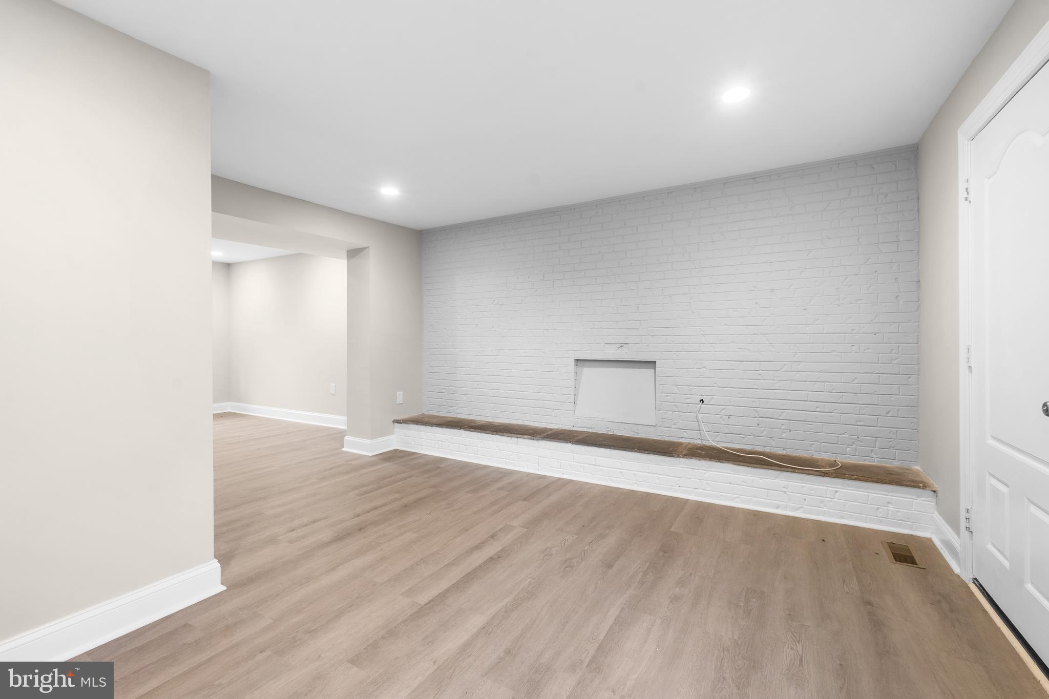 521 FOXHALL PLACE SE