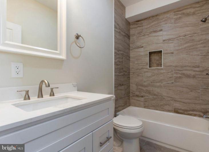 FRANCISVILLE - Residential Lease