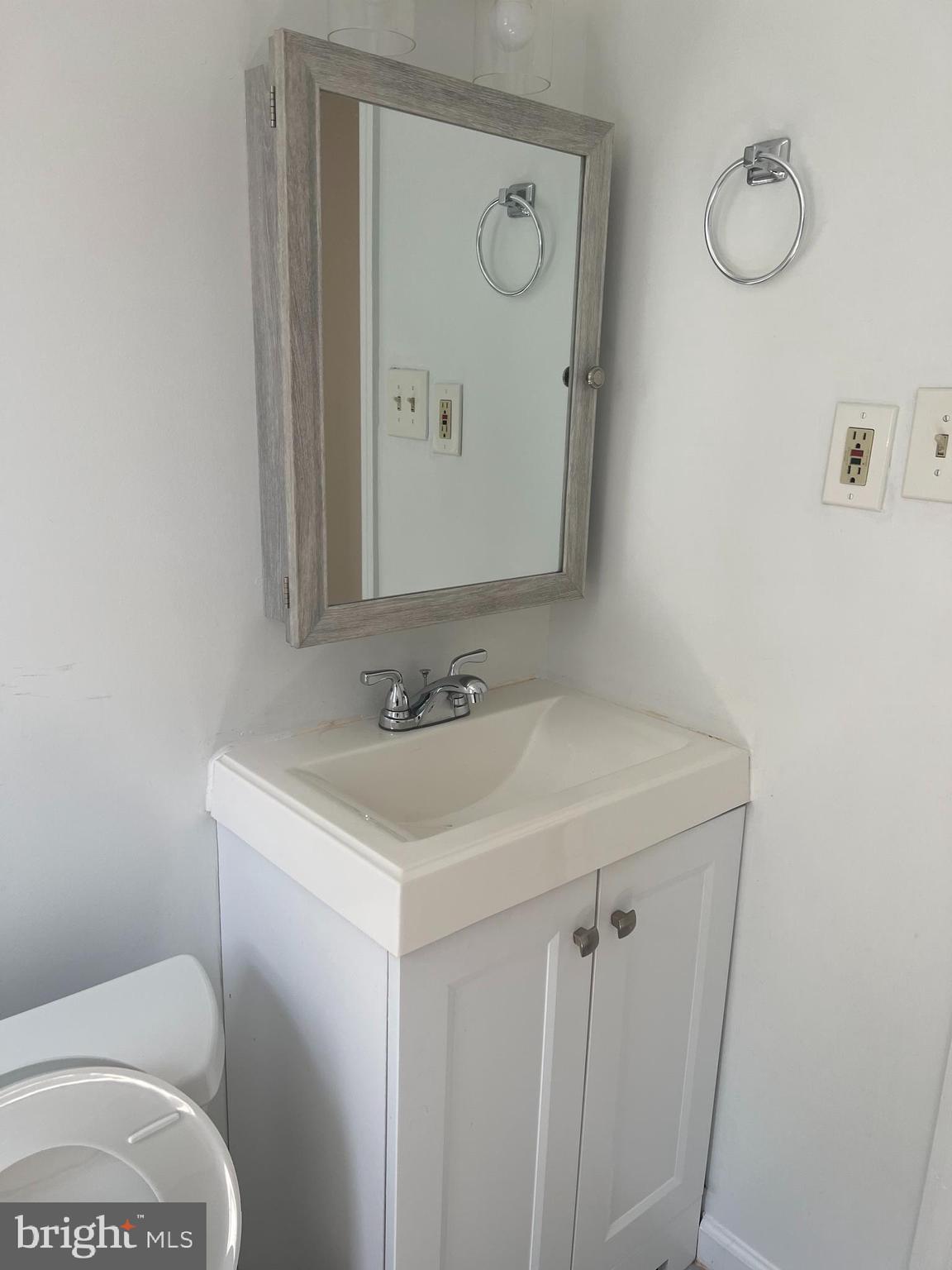 LAUREL - Residential Lease