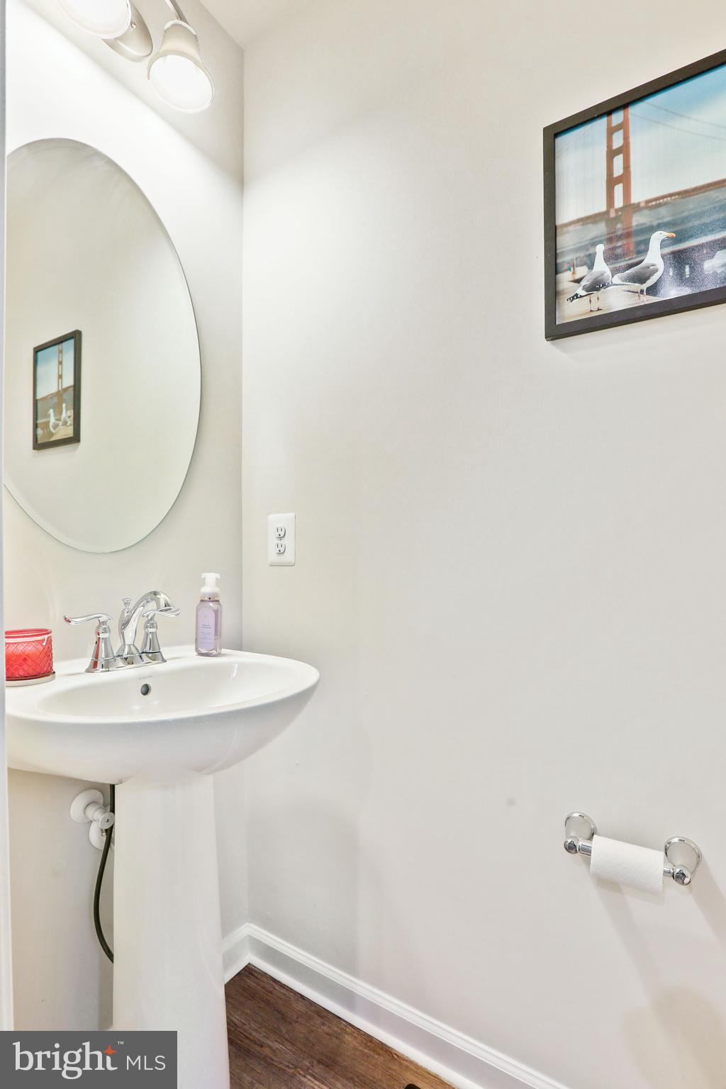 HIGHGATE VILLAGE - Residential