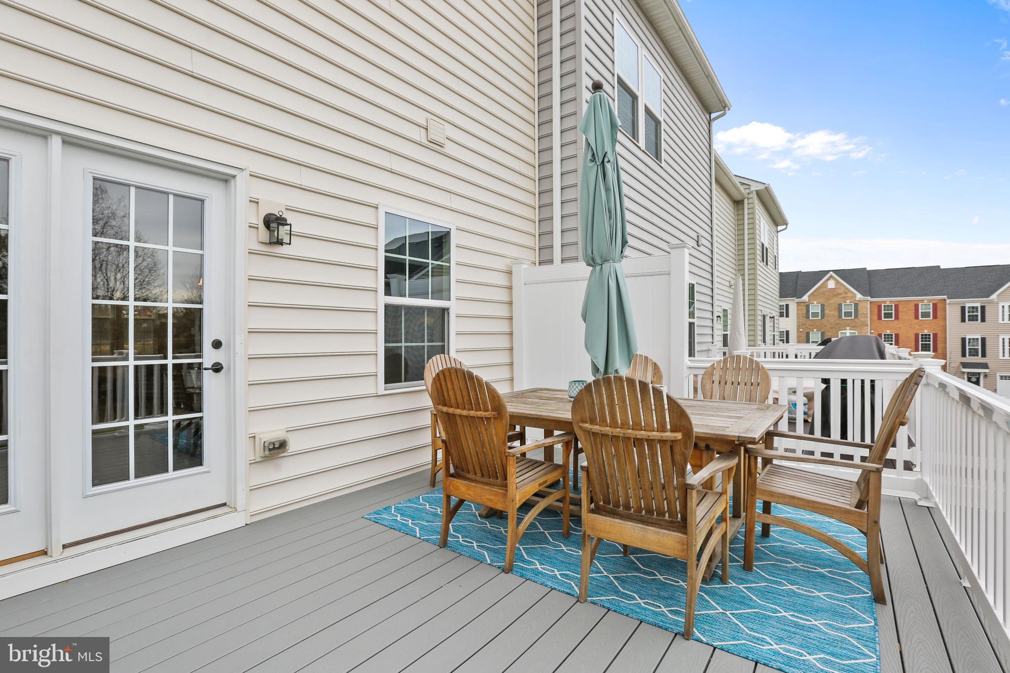 HIGHGATE VILLAGE - Residential