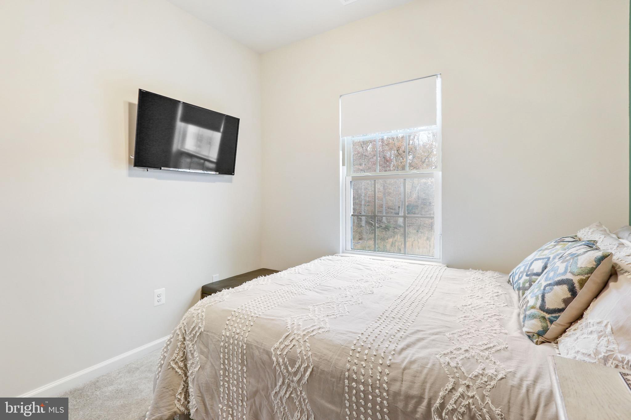 HIGHGATE VILLAGE - Residential