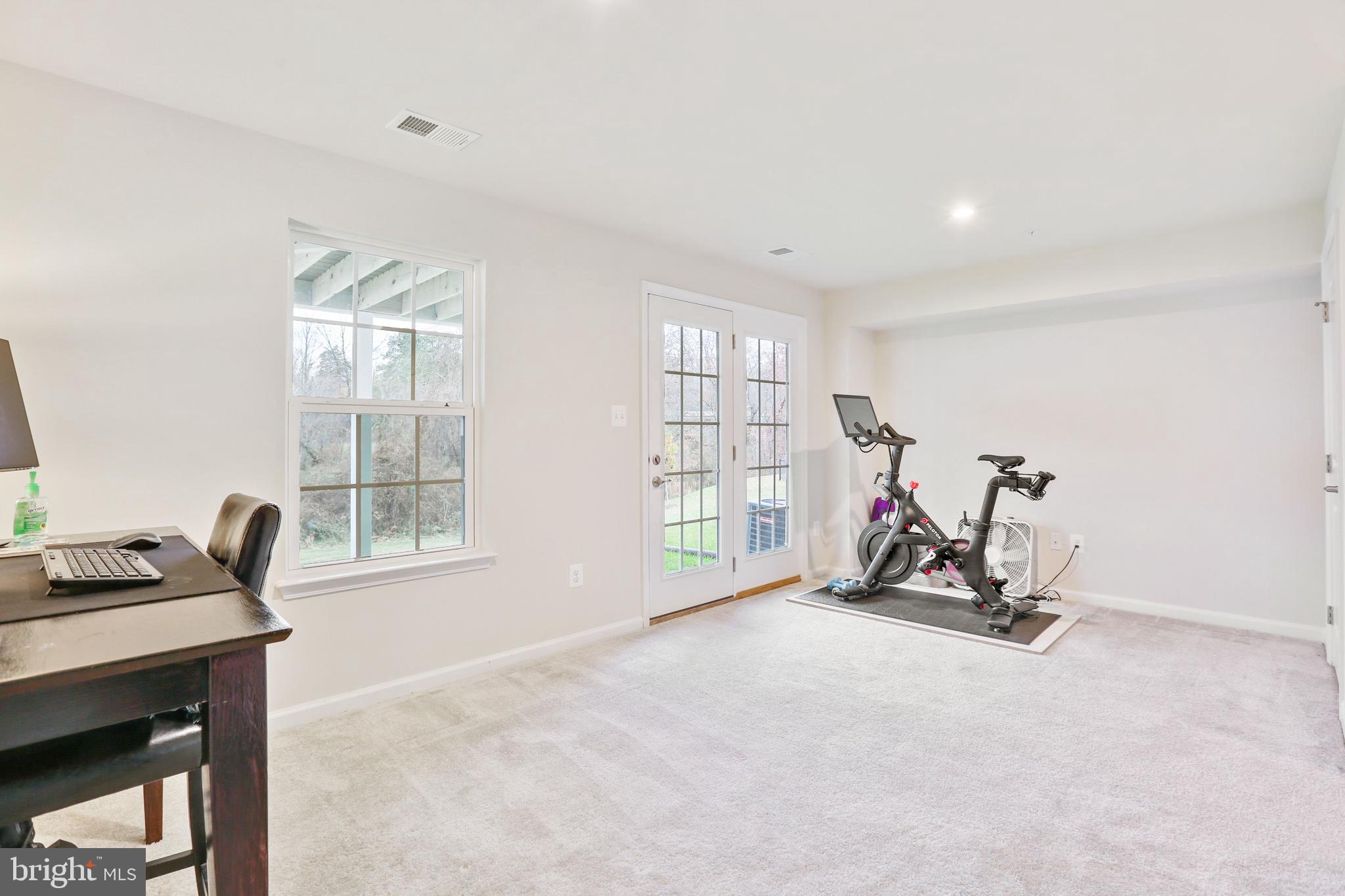 HIGHGATE VILLAGE - Residential