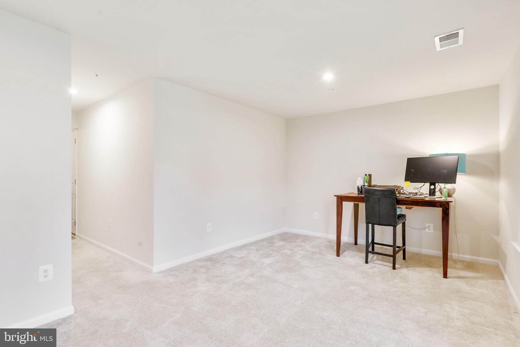 HIGHGATE VILLAGE - Residential