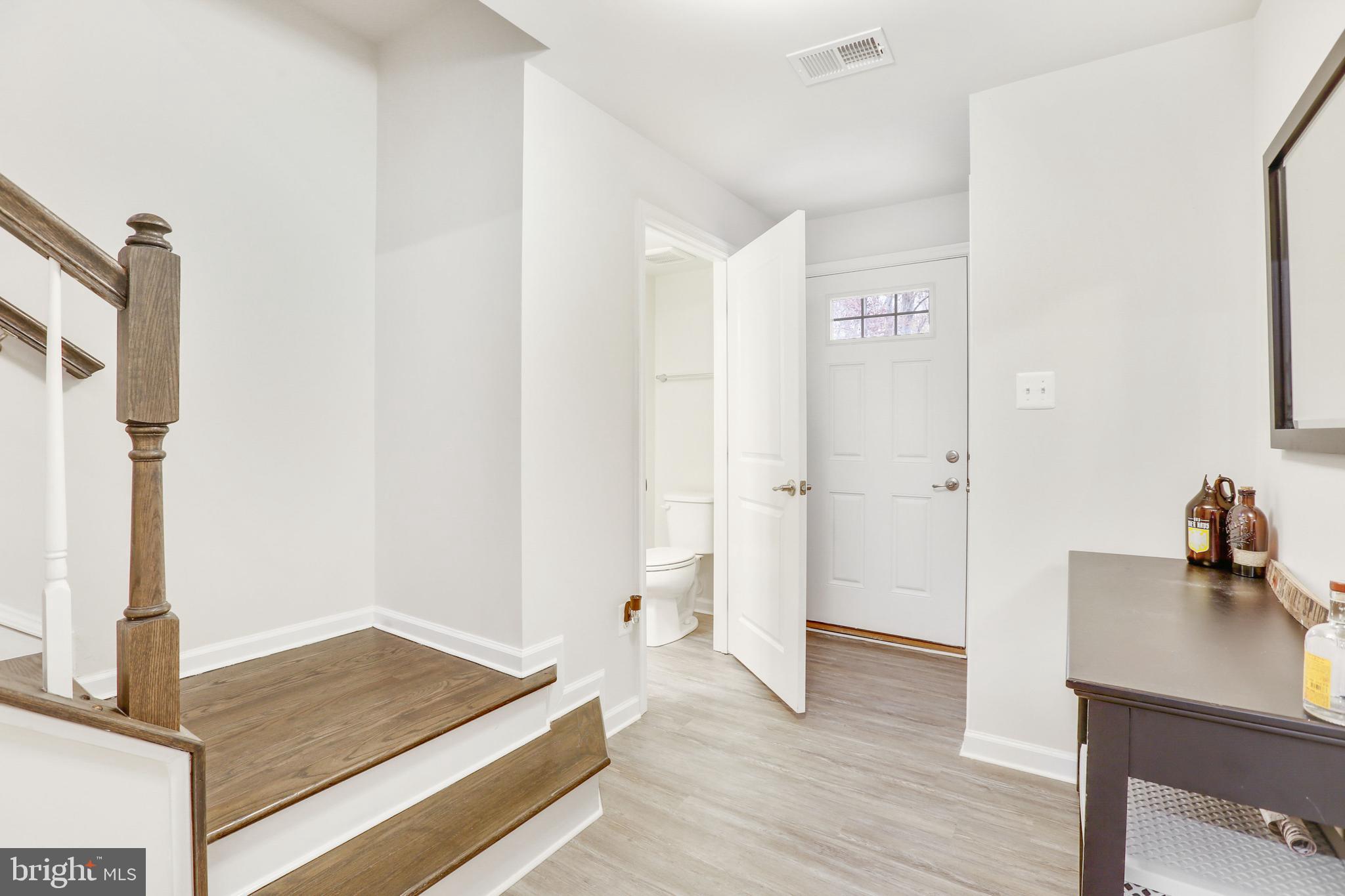 HIGHGATE VILLAGE - Residential