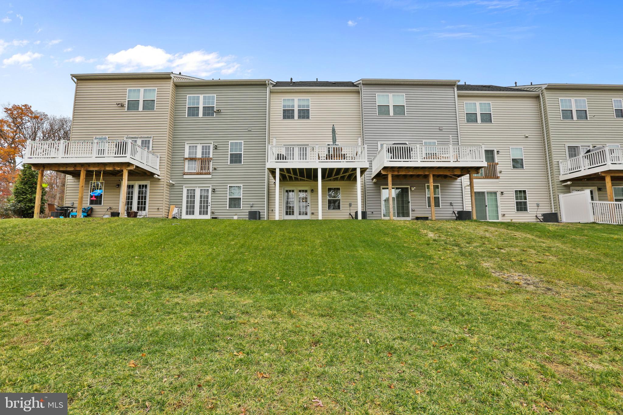 HIGHGATE VILLAGE - Residential