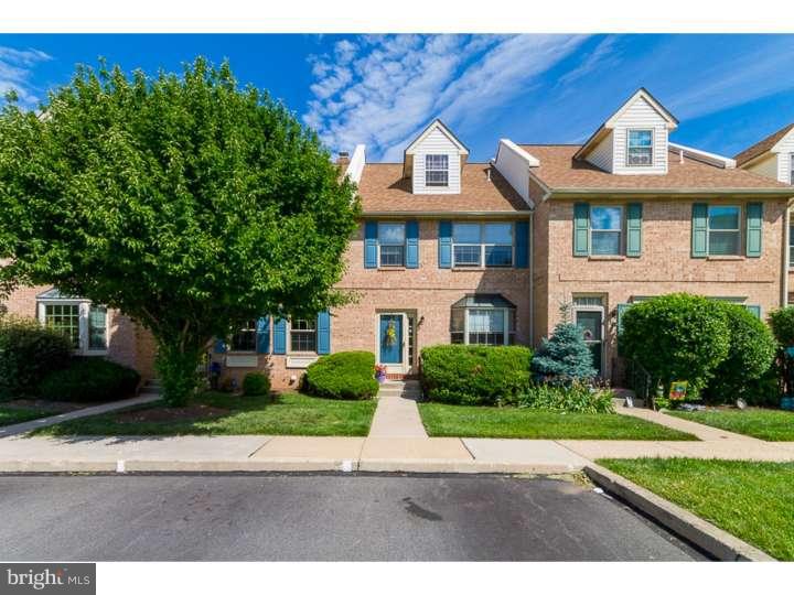 COURT AT JAMESTOWNE - Residential Lease