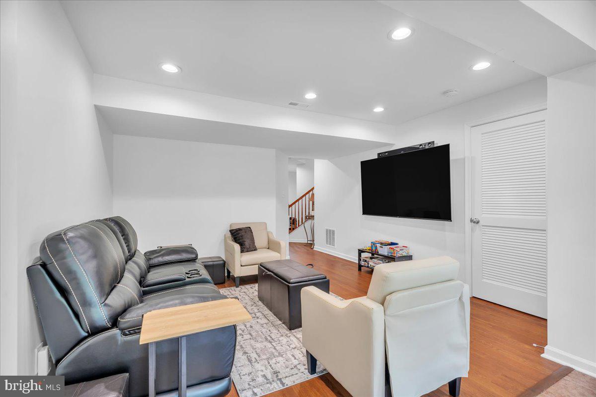 344 CRISTAUDO COURT