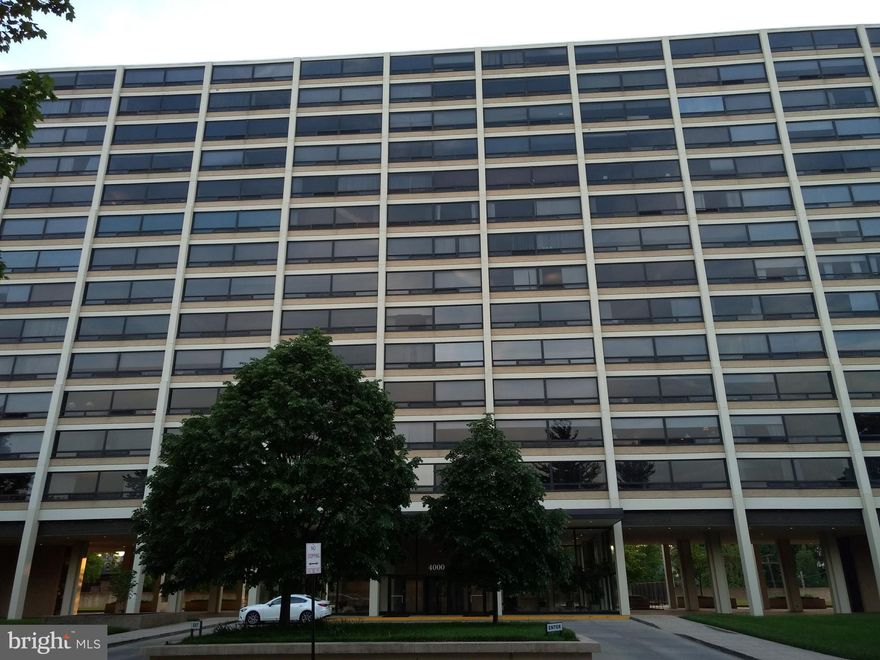 Mies van der Rohe designed high rise, floor to ceiling windows, Westerly views of pool and grass courtyard and Roland Park, 1 bedroom, 1 bathroom ready for your updates, priced appropriately to make it your own. Garage Parking available