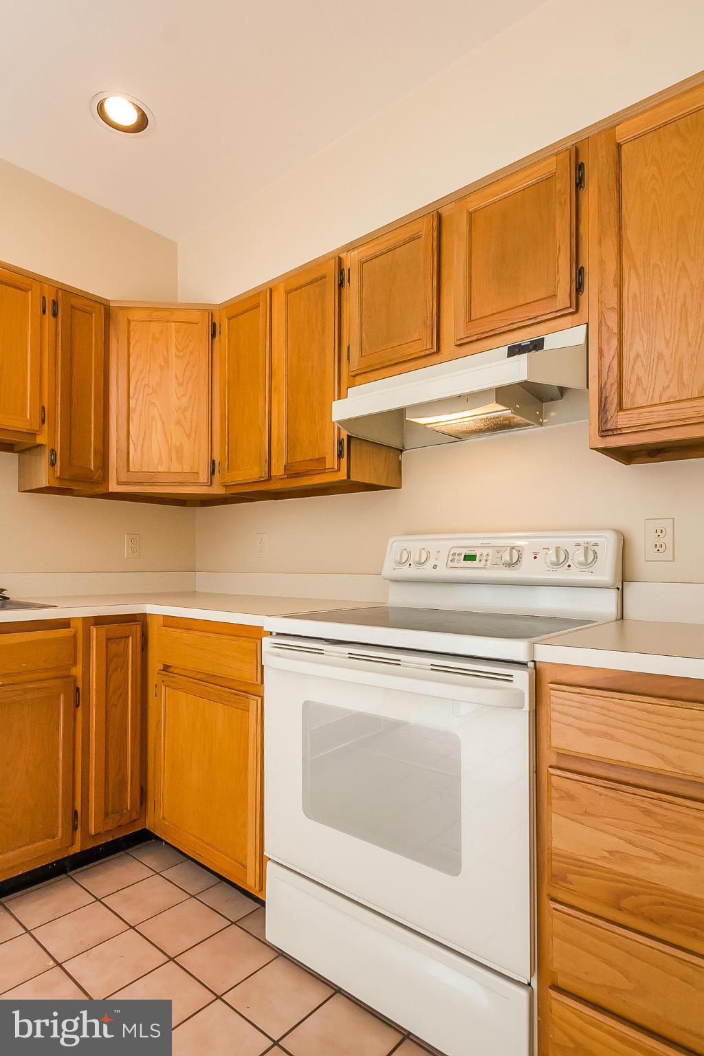 FEDERAL HILL HISTORIC DISTRICT - Residential Lease