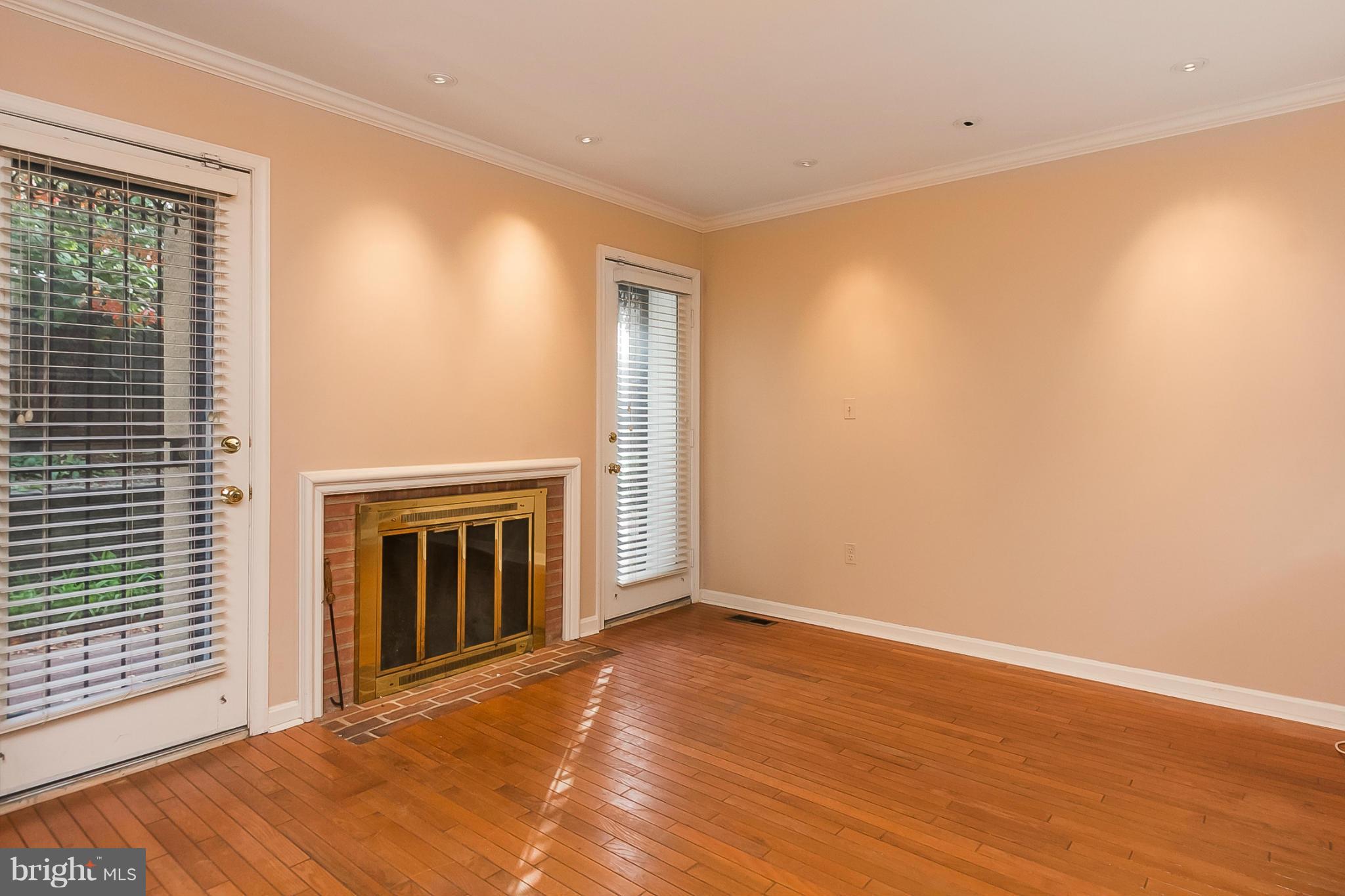 FEDERAL HILL HISTORIC DISTRICT - Residential Lease