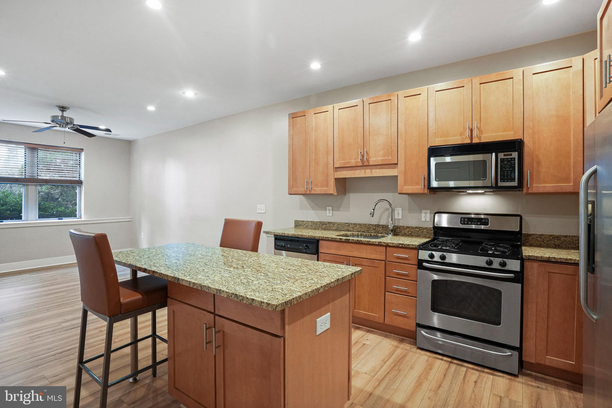 1800 WILSON BOULEVARD 123