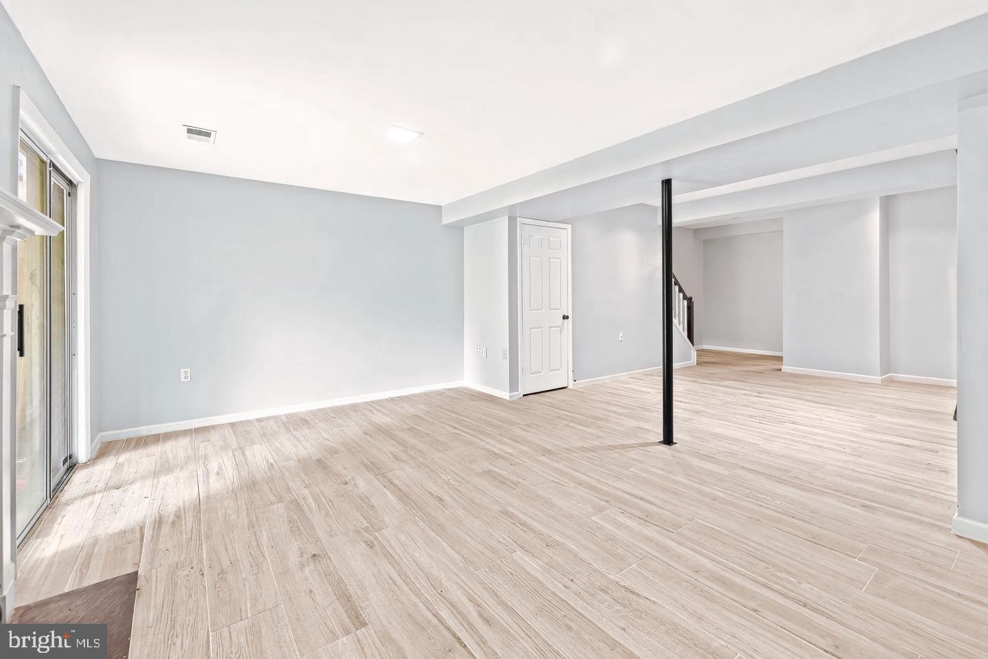 LAKE RIDGE - ANTIETAM - Residential Lease