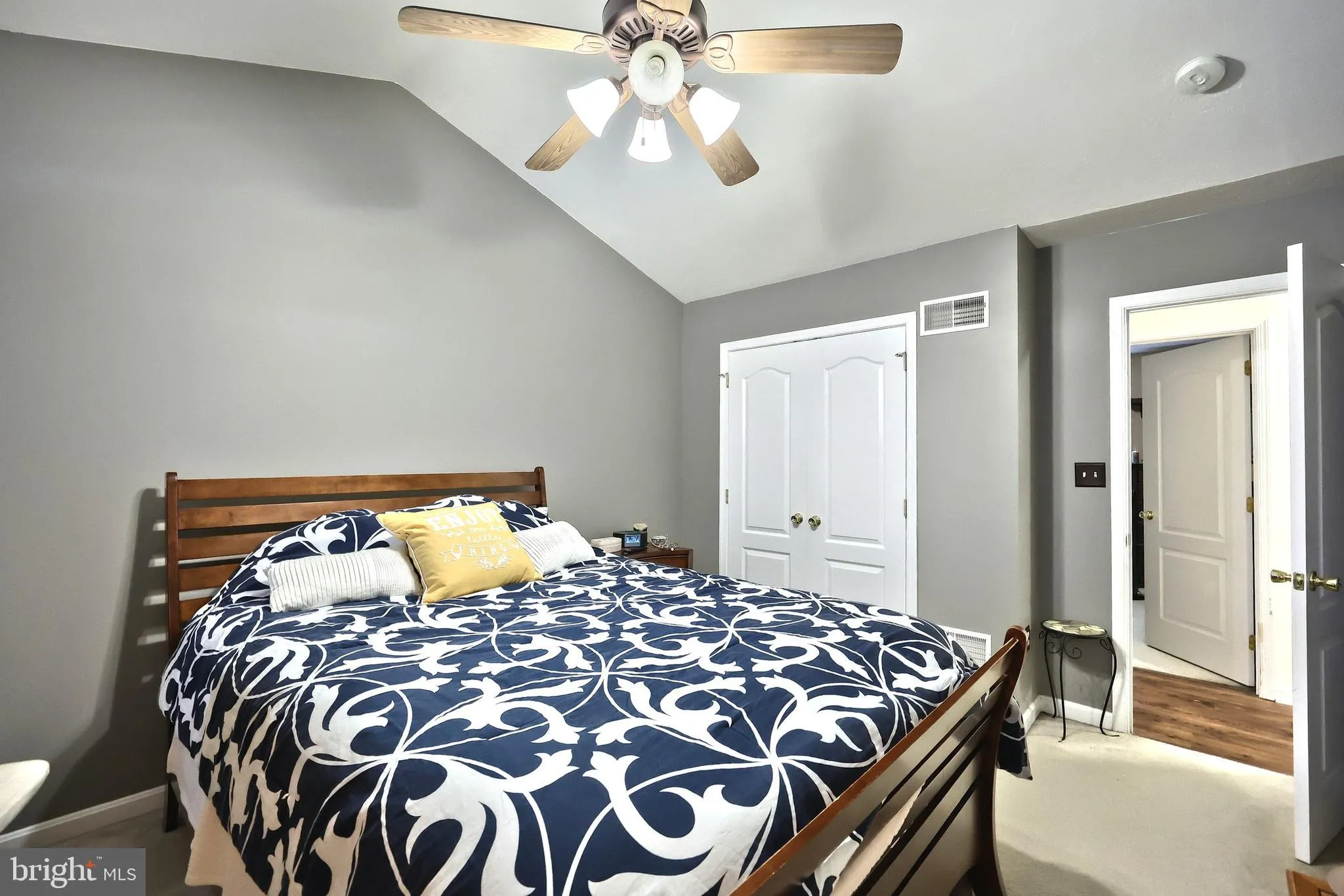 Hanover, Pennsylvania 17331, United States, 3 Bedrooms Bedrooms, ,3 BathroomsBathrooms,Residential,Pending,116324