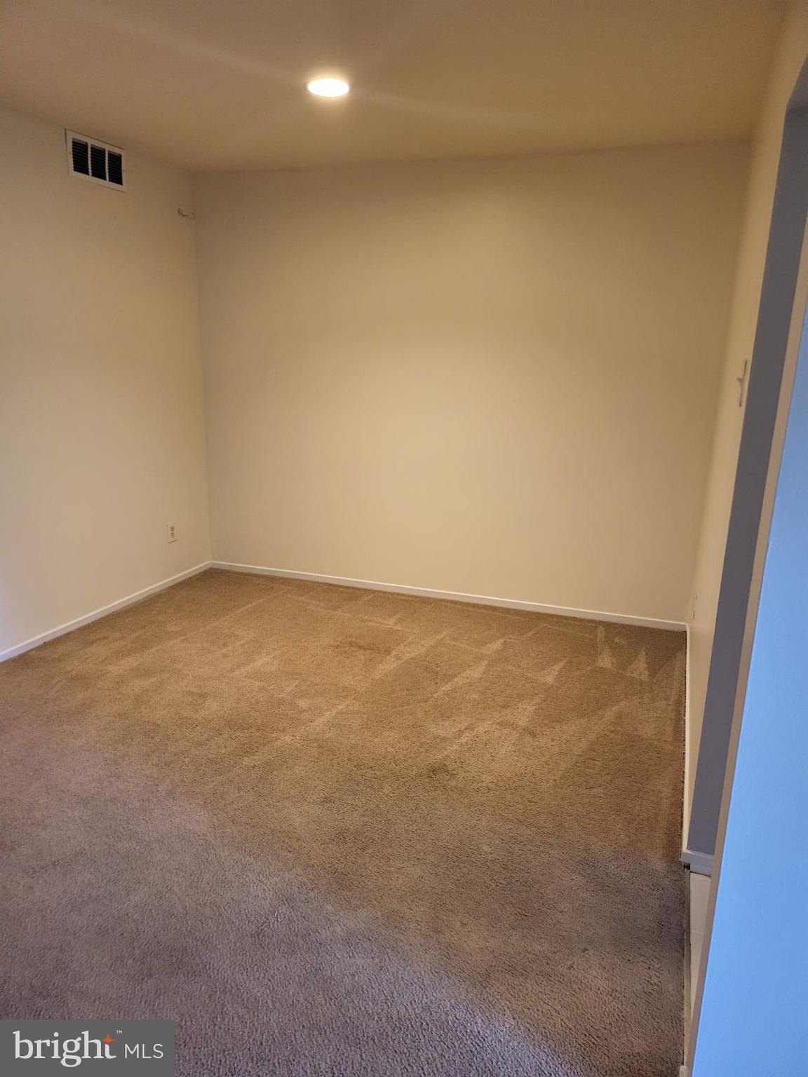 THOMAS CHOICE GARDENS - Residential Lease