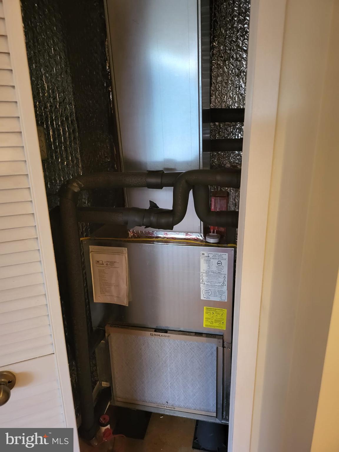 THOMAS CHOICE GARDENS - Residential Lease