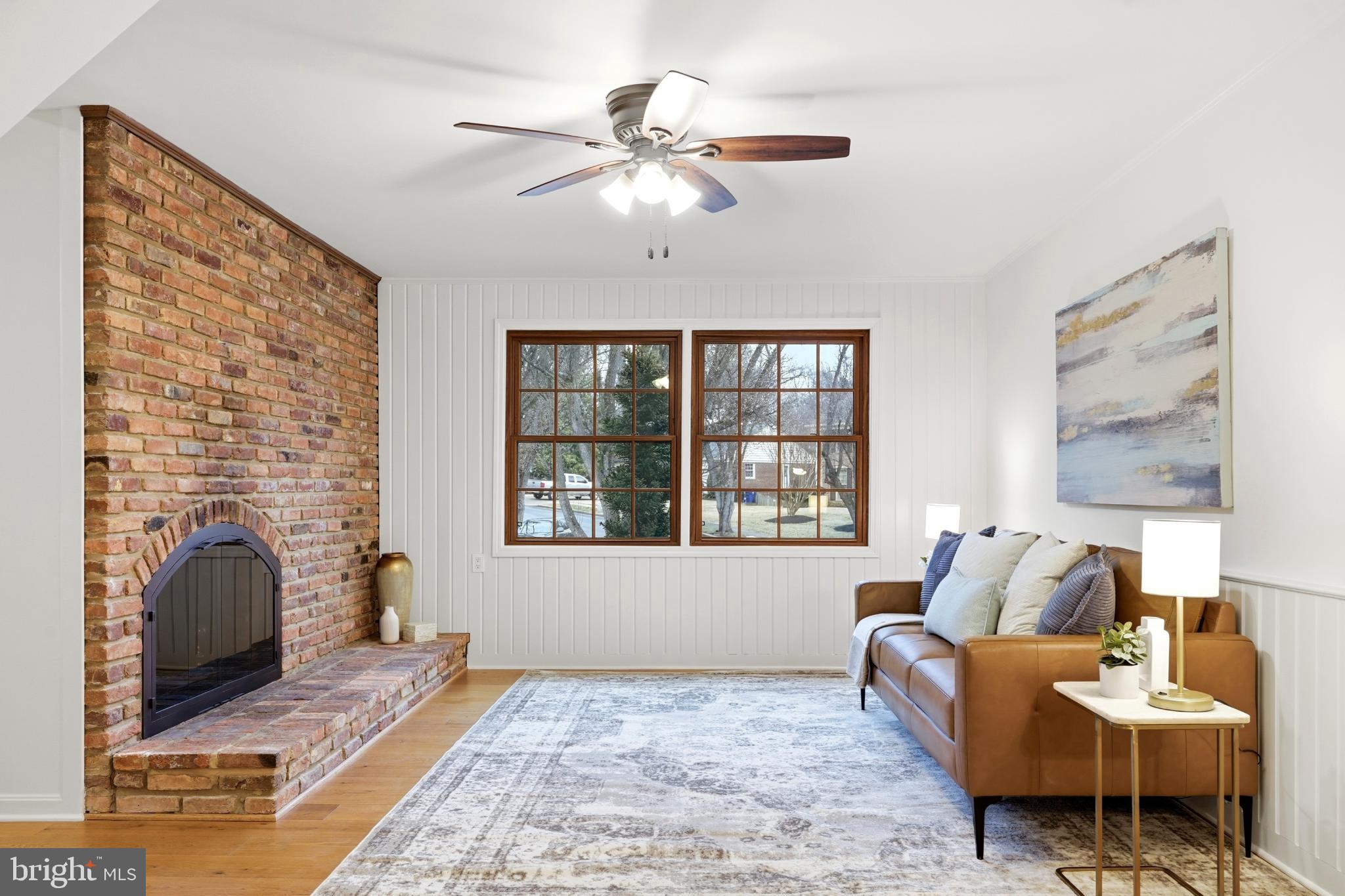 4001 FEATHERSTONE PLACE