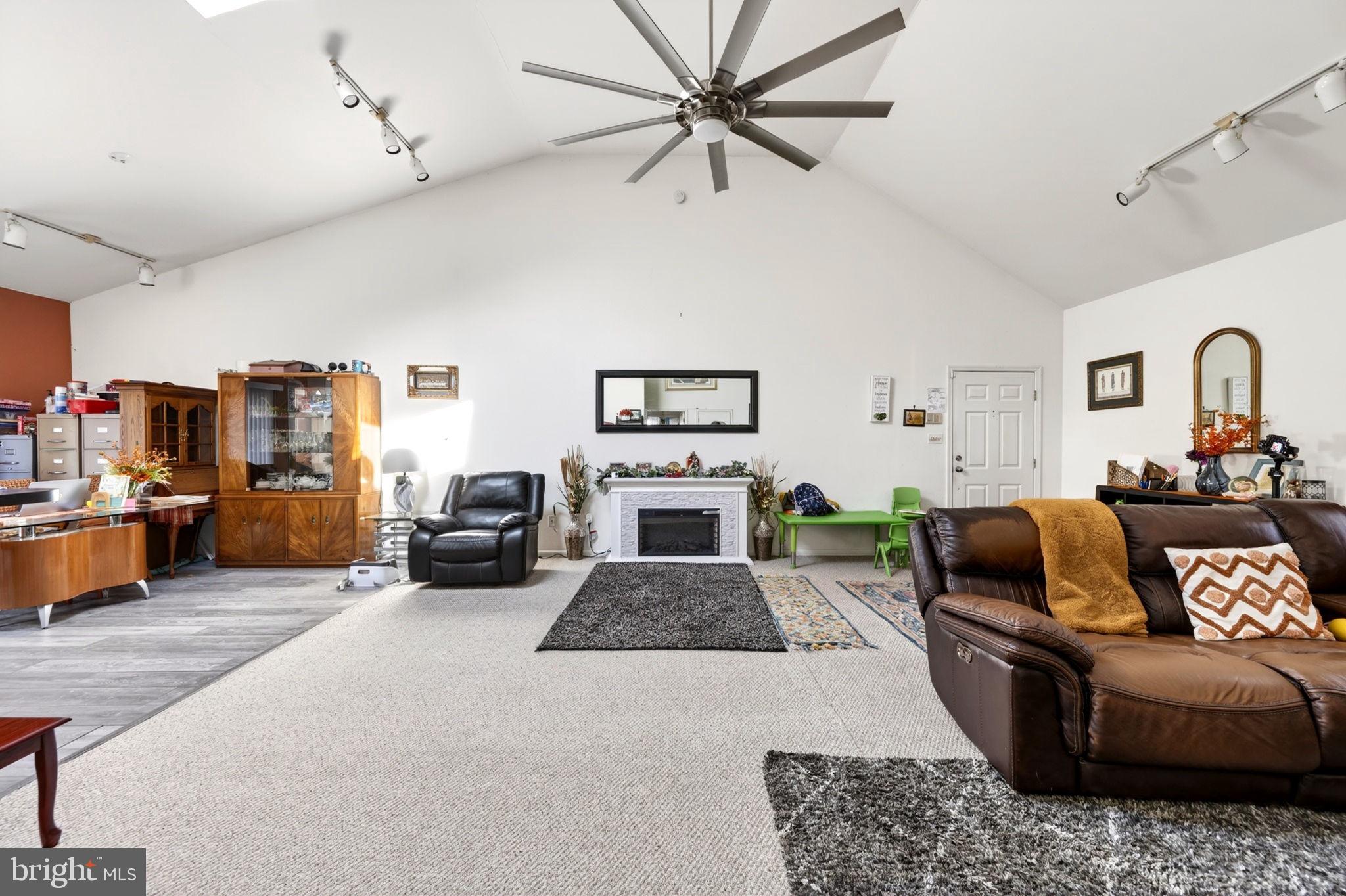 MARGATE - Commercial Sale