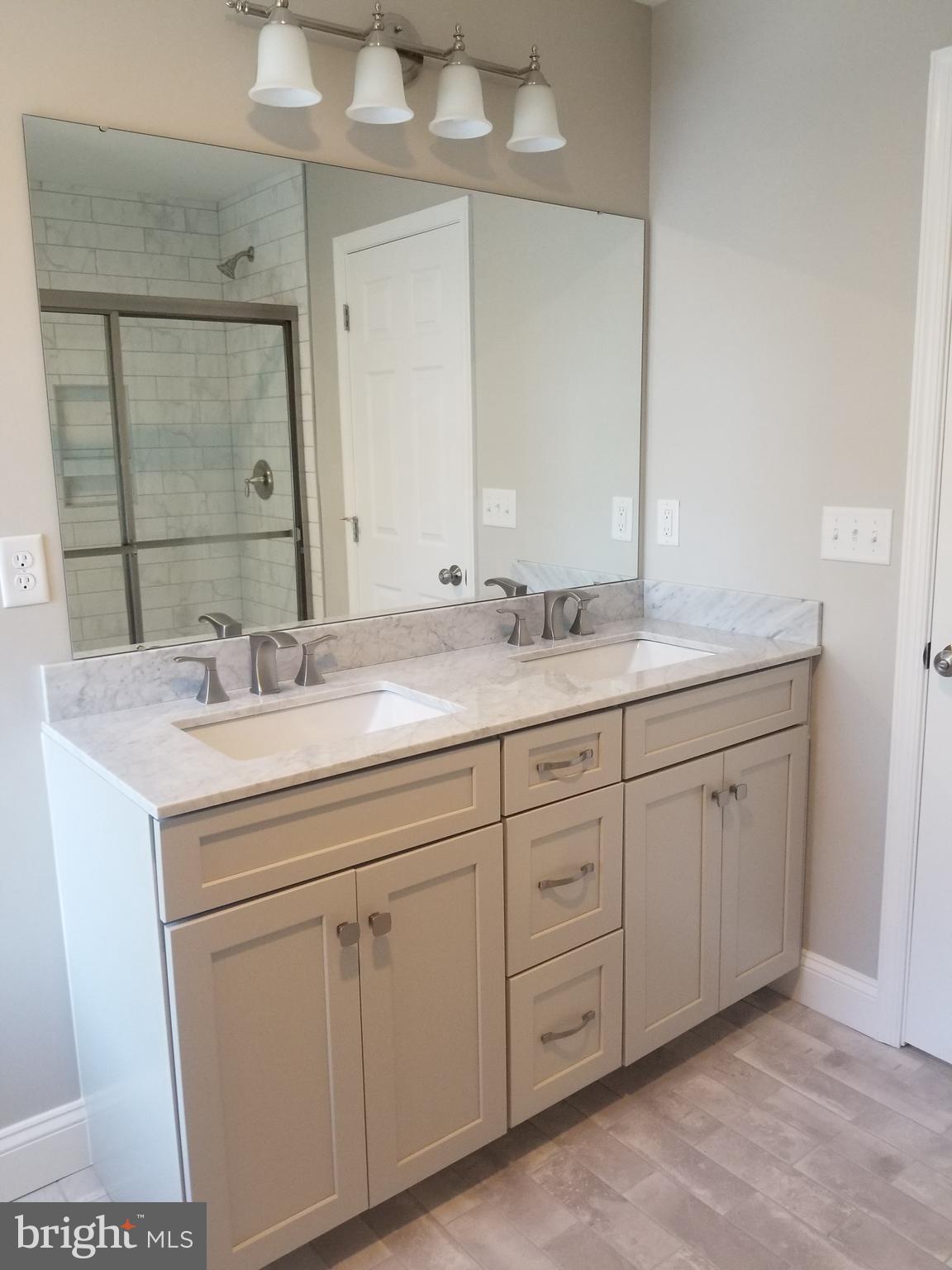 COLUMBIA - Residential