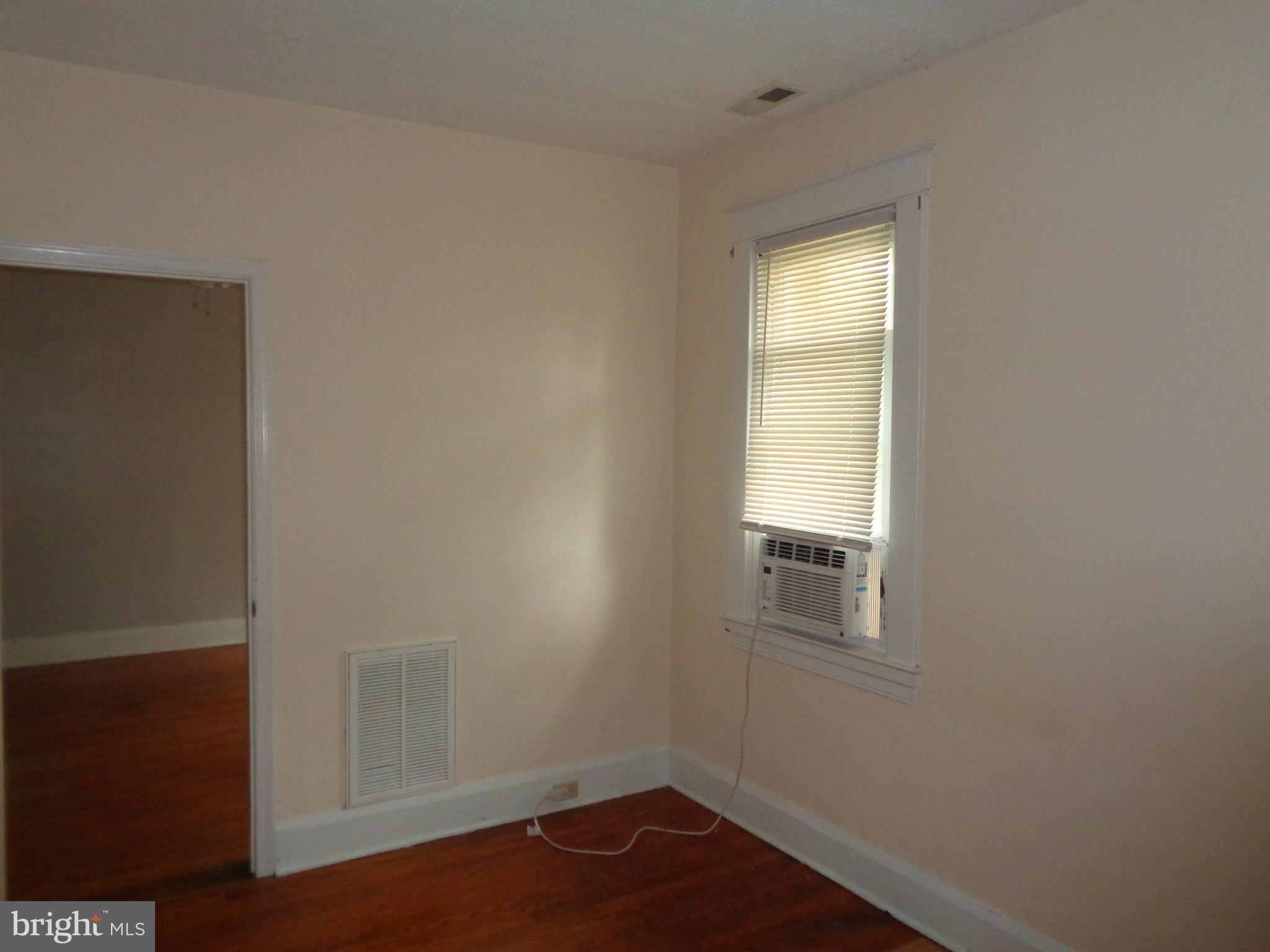 PARKVILLE - Residential Lease