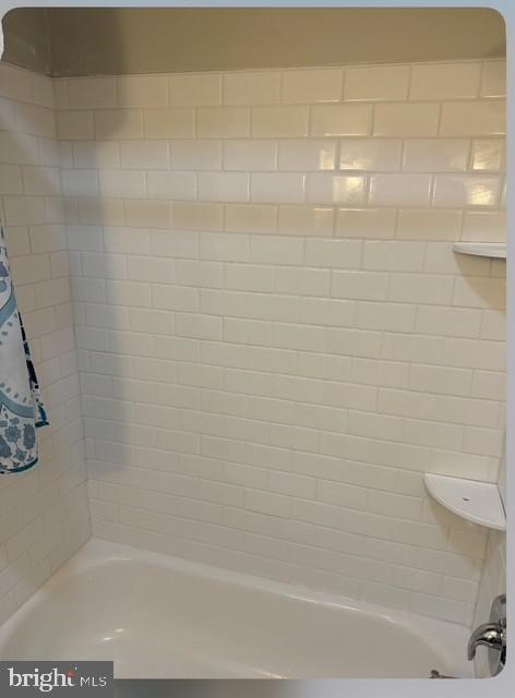 PARKVILLE - Residential Lease