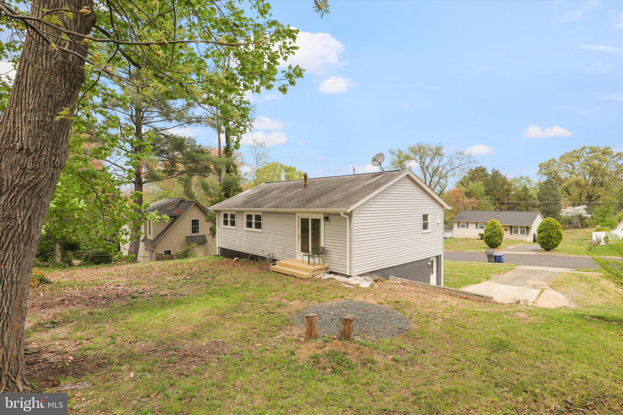 4807 POPLAR DRIVE
