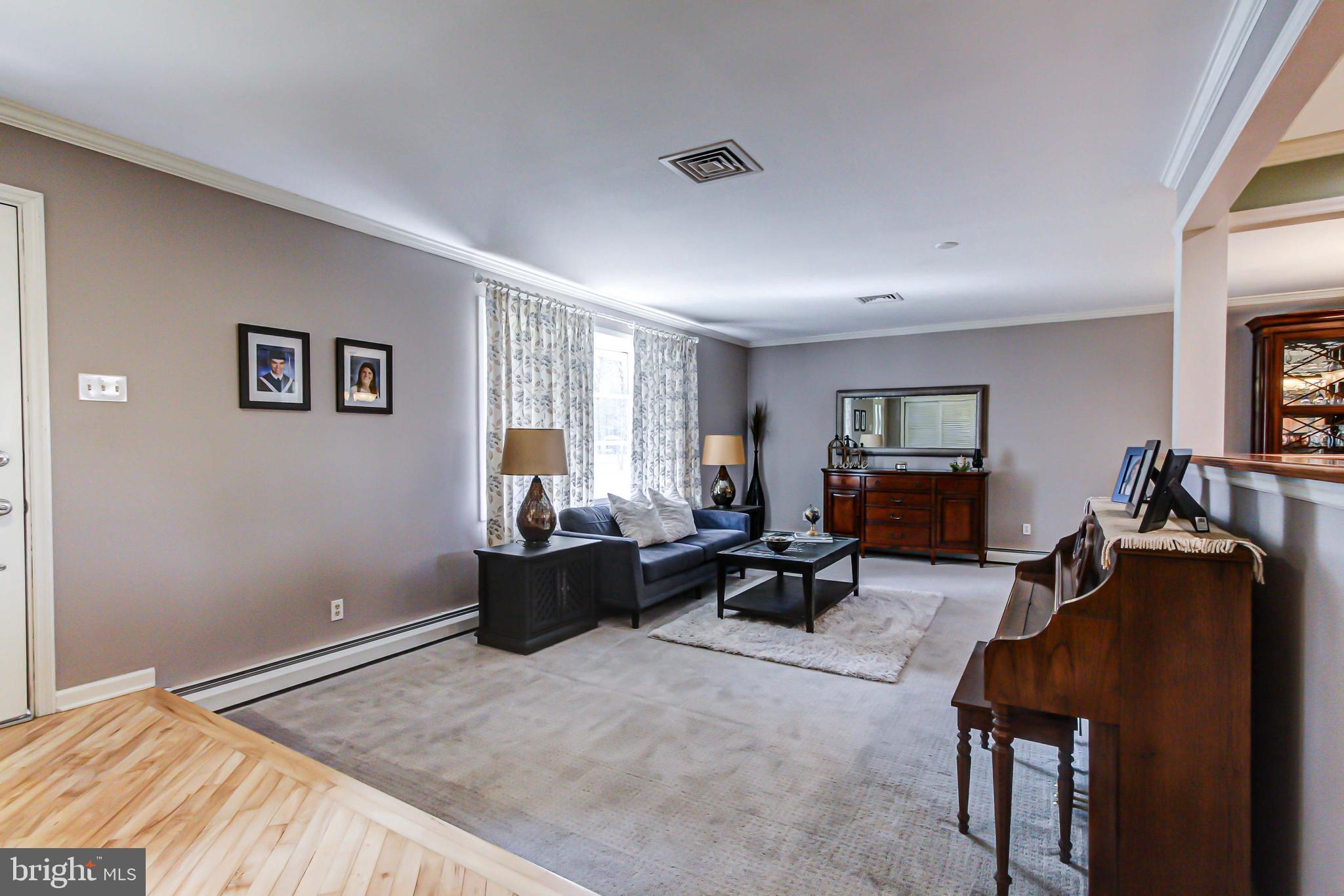 WILLOW GREENE - Residential