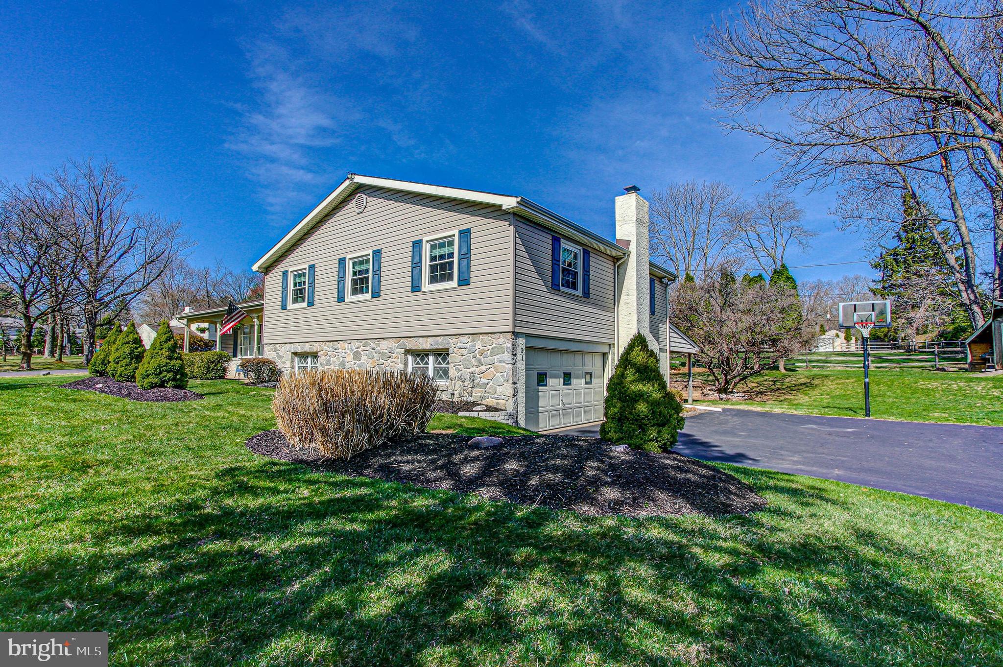 WILLOW GREENE - Residential