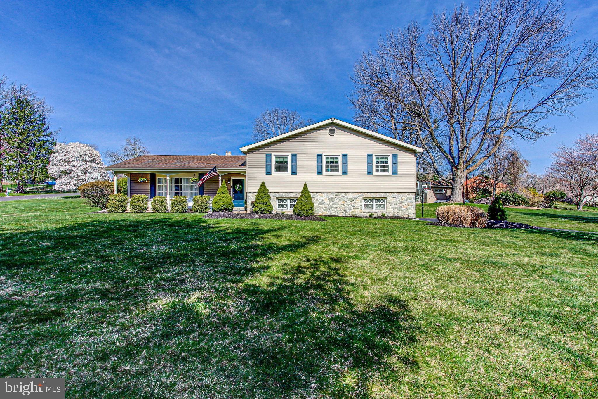 WILLOW GREENE - Residential