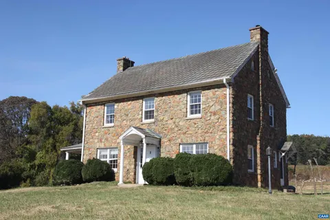 1998 Hansens Mountain Rd, Charlottesville, VA MLS: 662682
