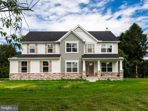 Homes For Sale - 20 Fleming Drive<br/> GLENMOORE, PA 19343